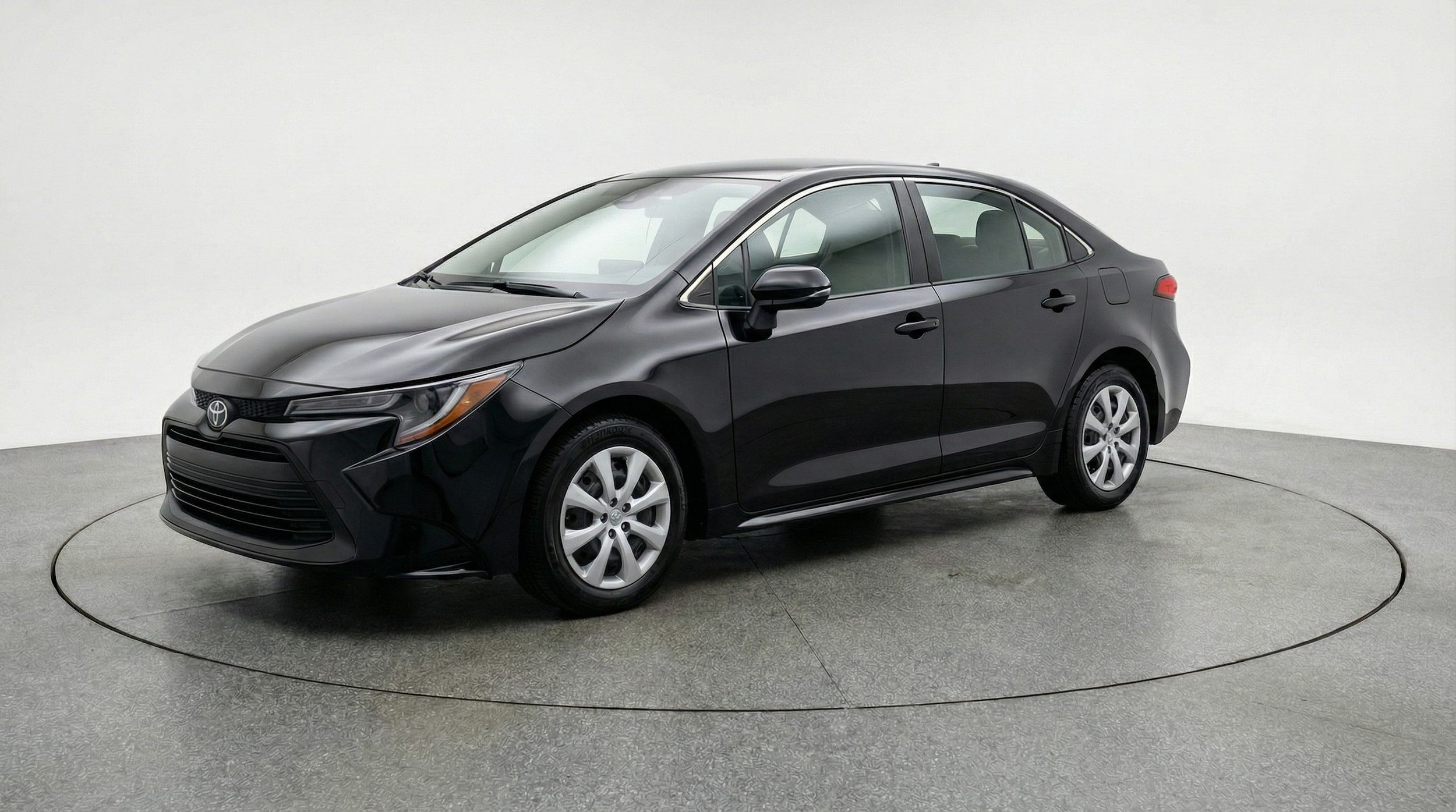 Thumbnail: 2025 Toyota Corolla - 3