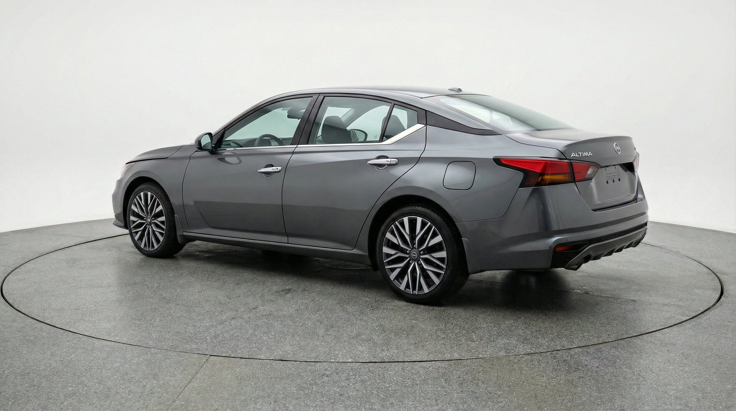 Thumbnail: 2025 Nissan Altima - 6