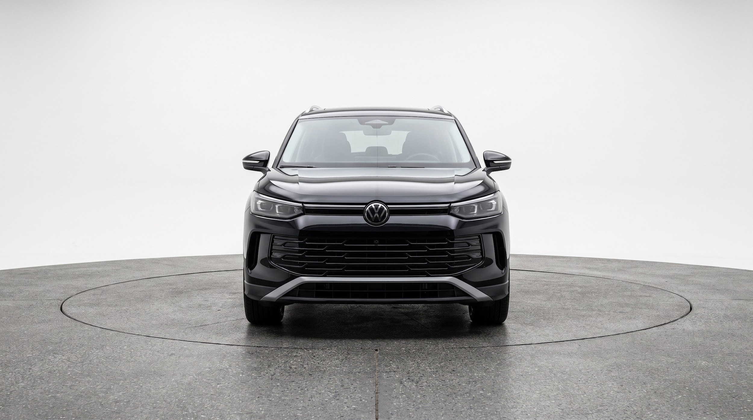 Thumbnail: 2026 Volkswagen Tiguan - 2