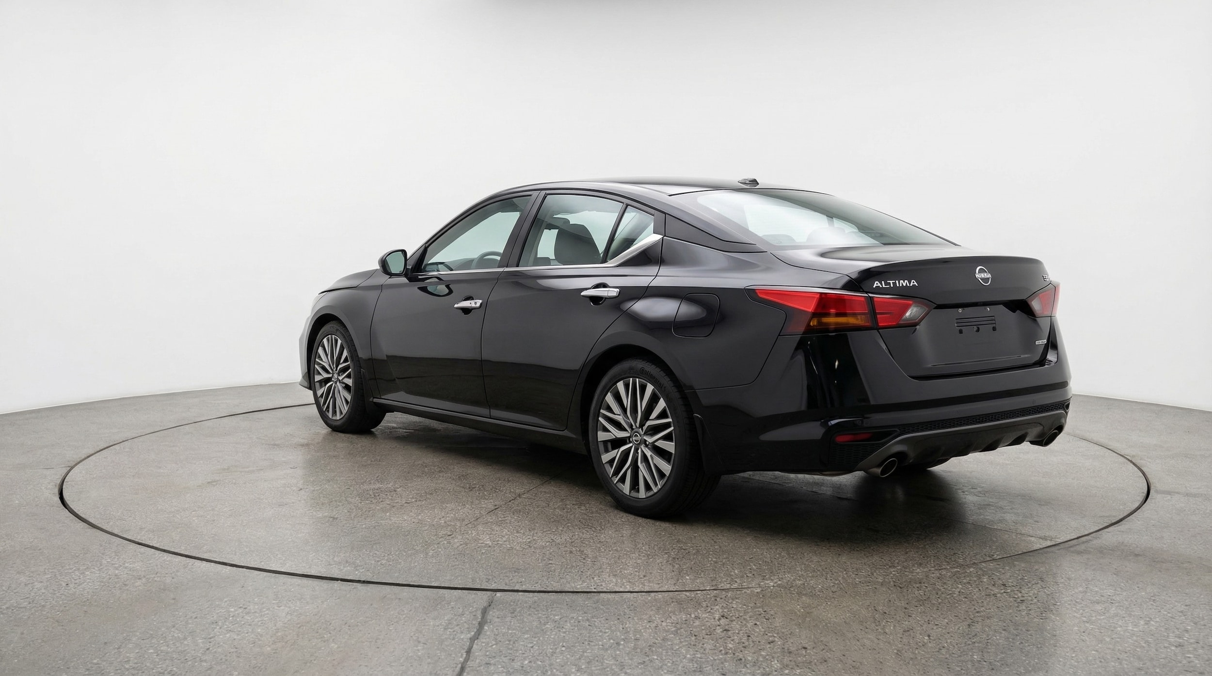 Thumbnail: 2025 Nissan Altima - 5