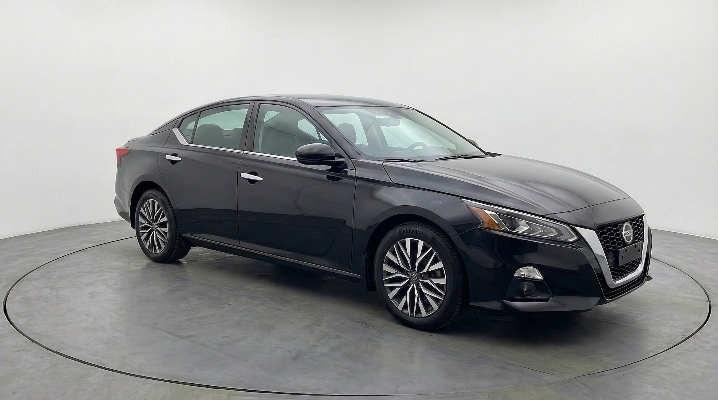 Thumbnail: 2025 Nissan Altima - 1