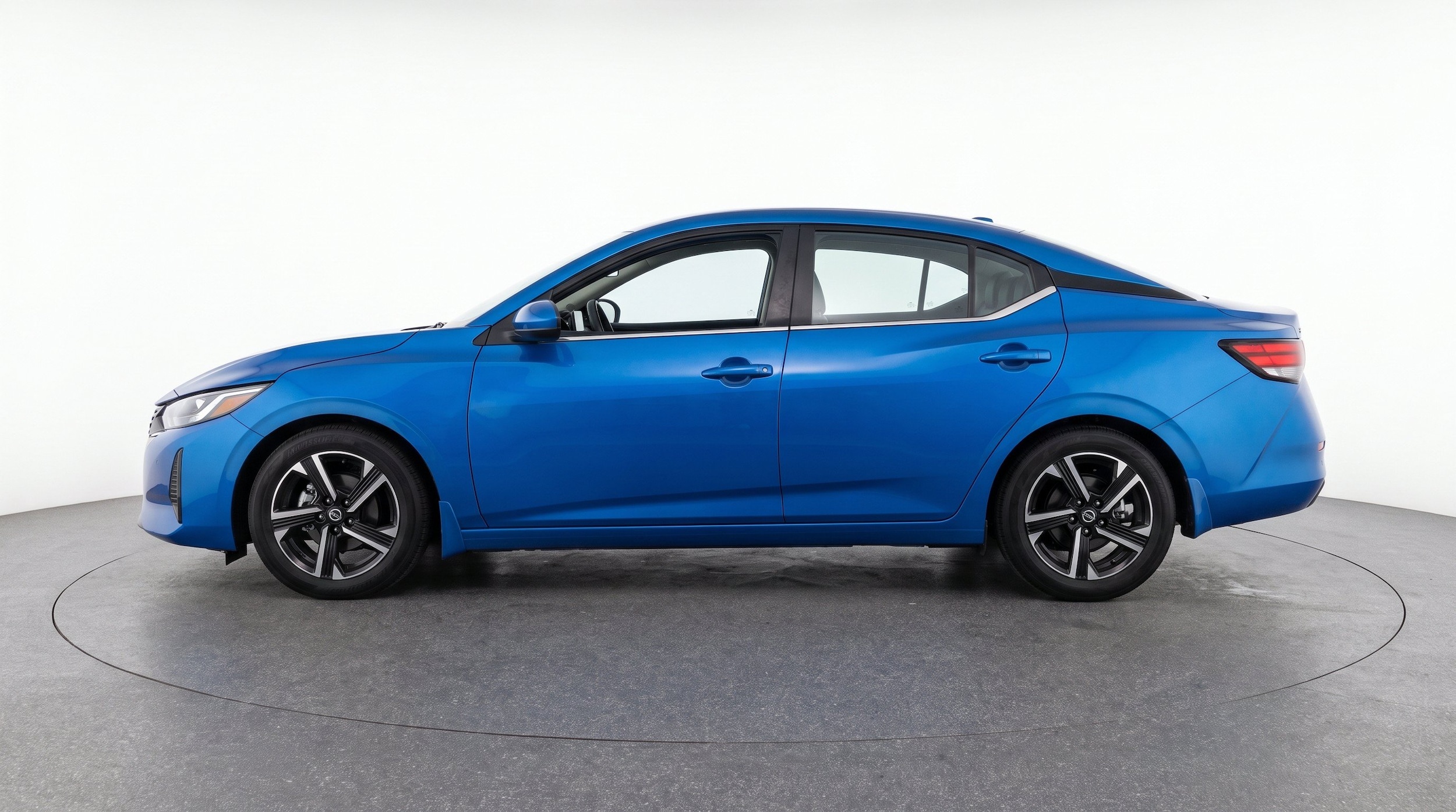 Thumbnail: 2025 Nissan Sentra - 5