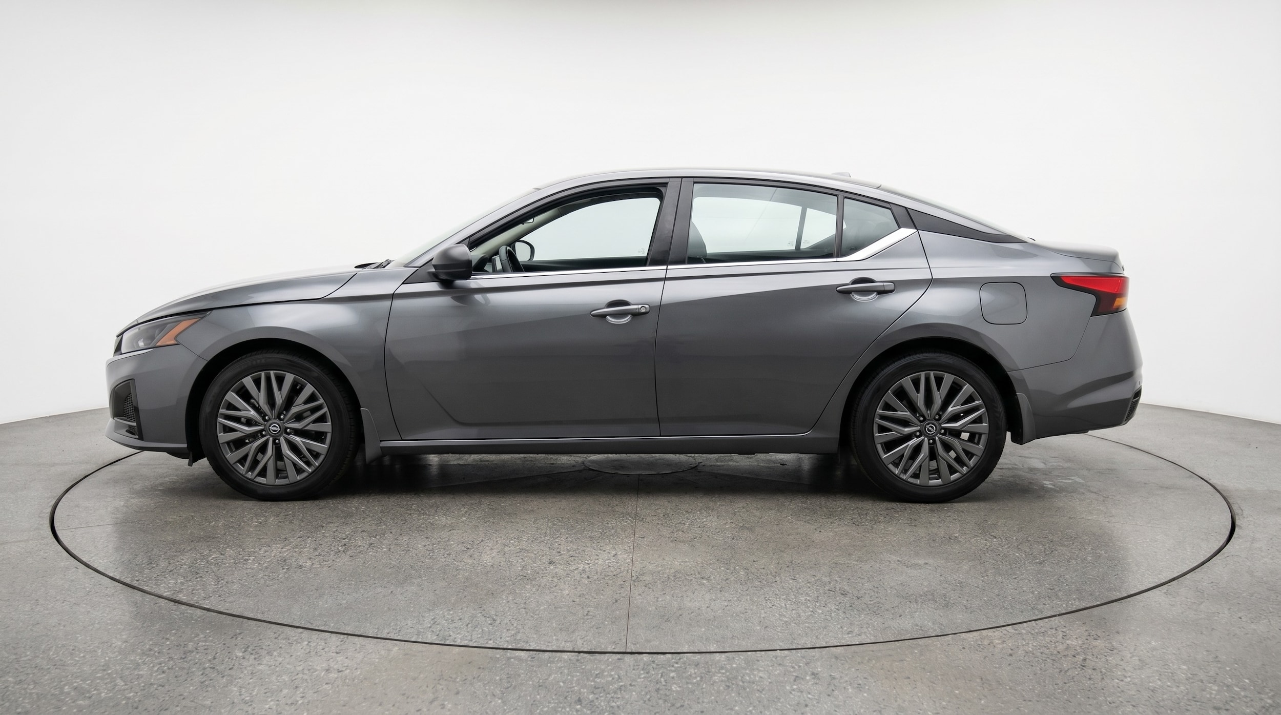 Thumbnail: 2025 Nissan Altima - 4