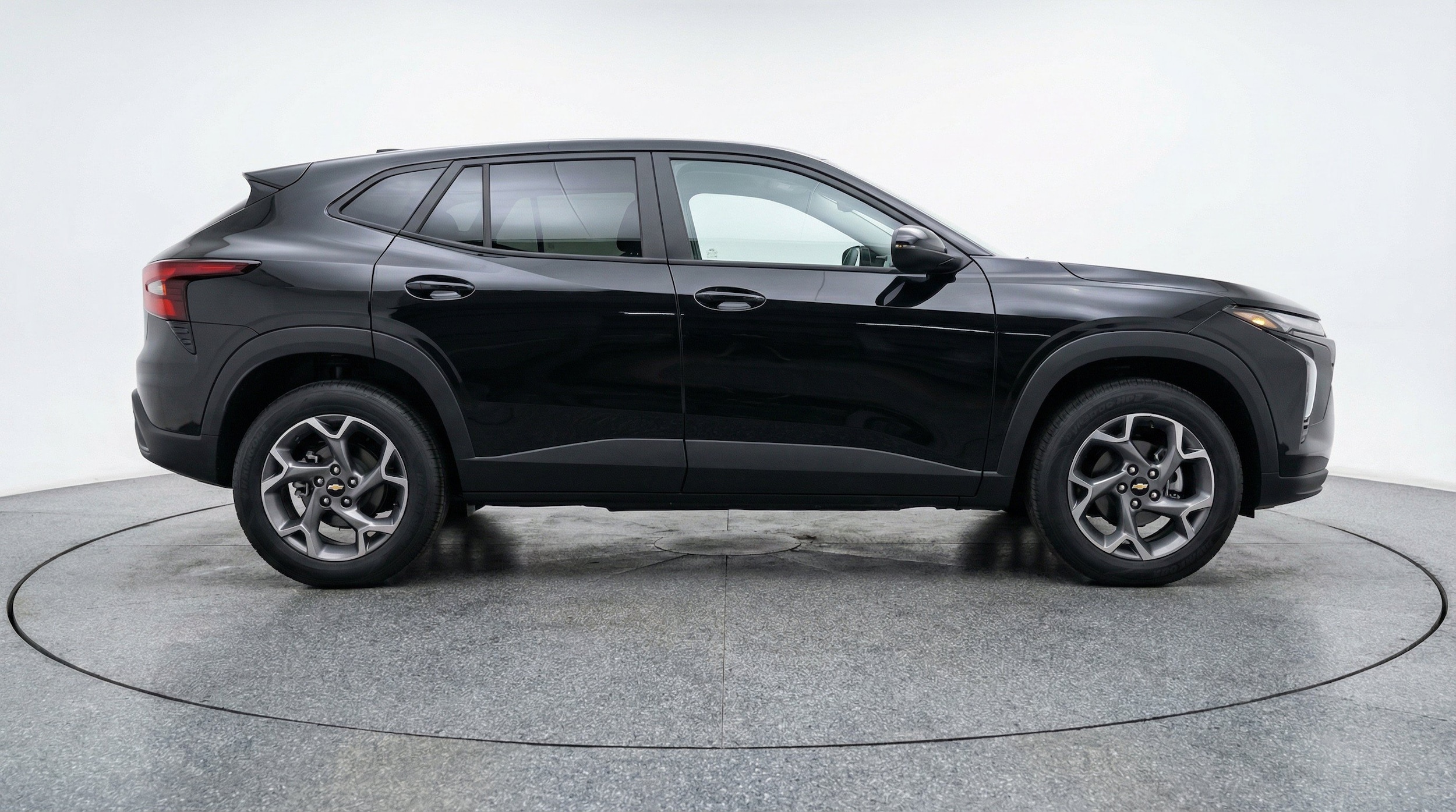 Thumbnail: 2025 Chevrolet Trax - 11