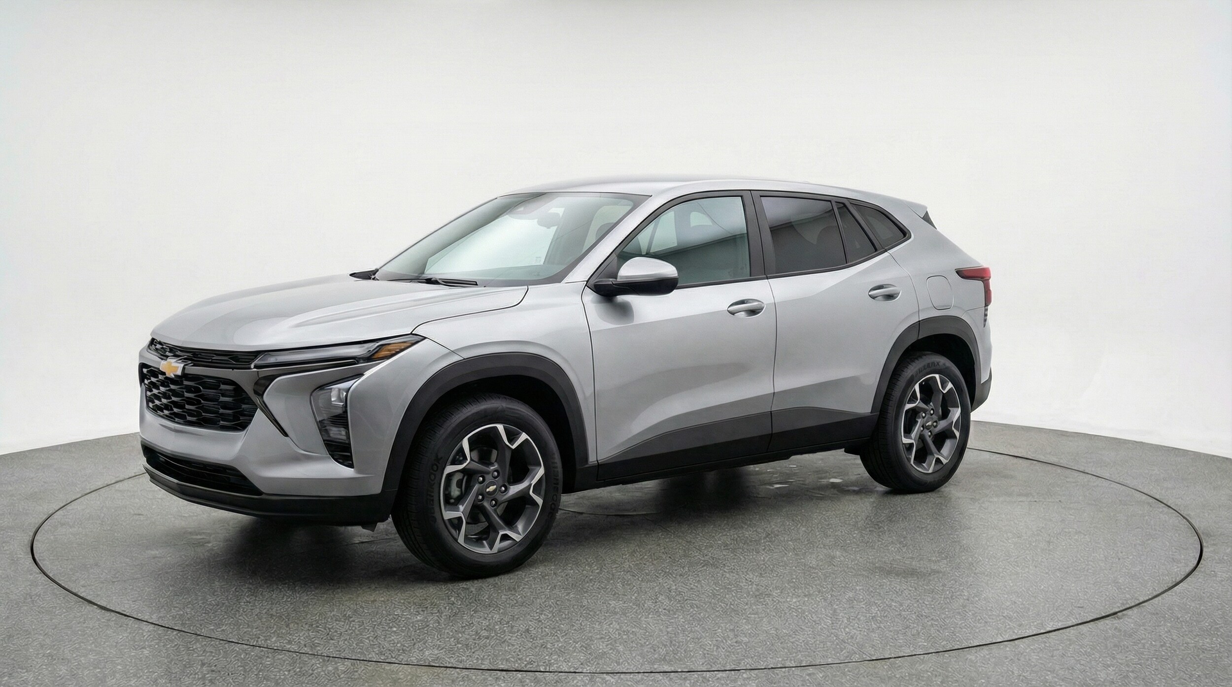 Thumbnail: 2025 Chevrolet Trax - 3