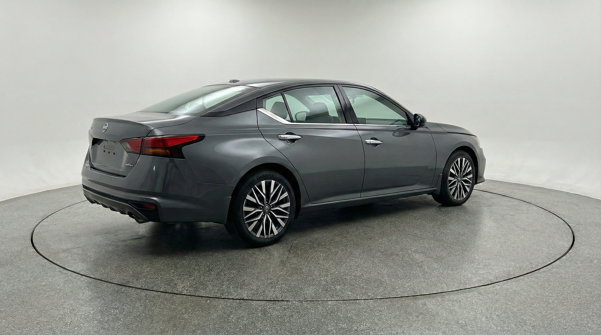 Thumbnail: 2025 Nissan Altima - 9