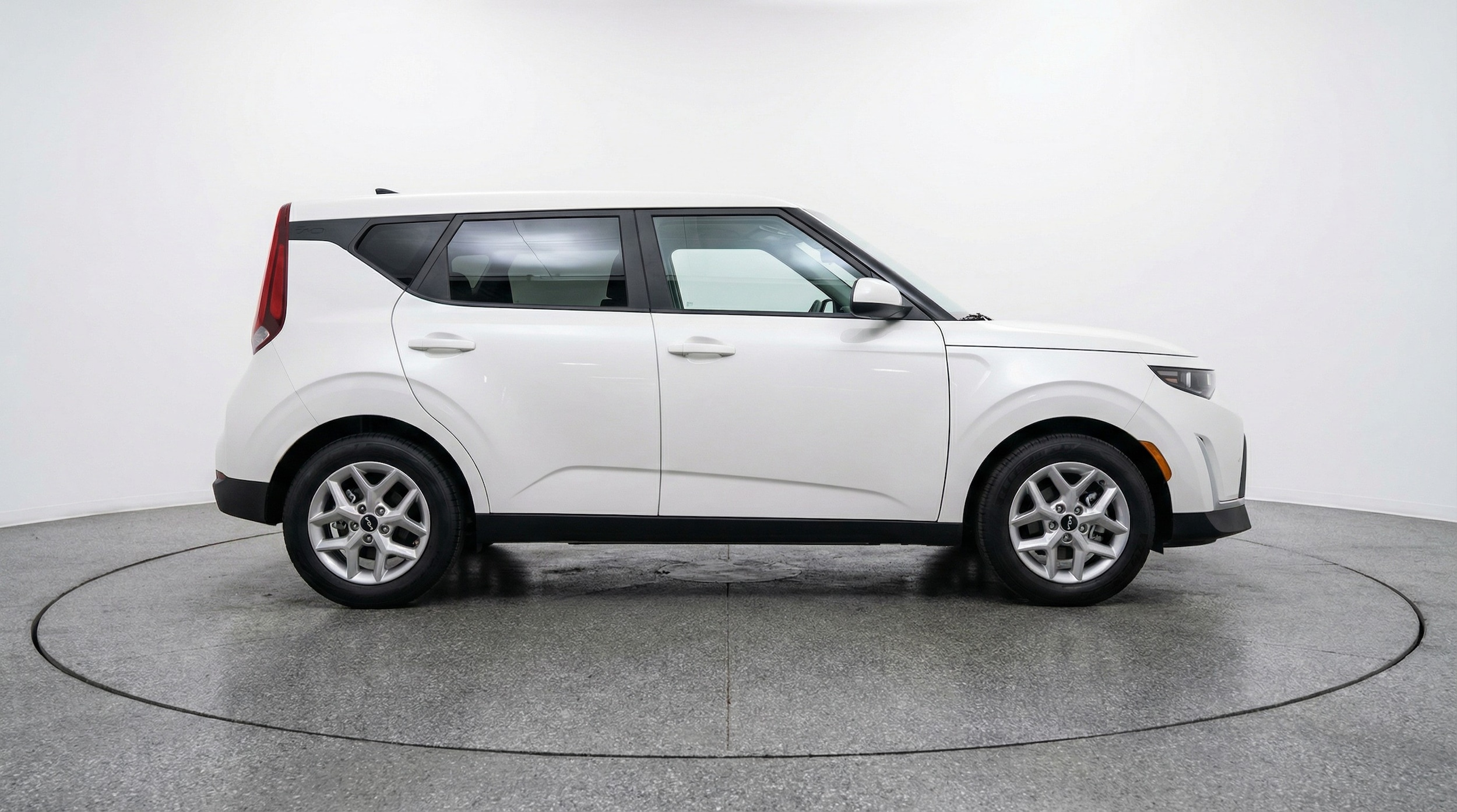 Thumbnail: 2025 Kia Soul - 8