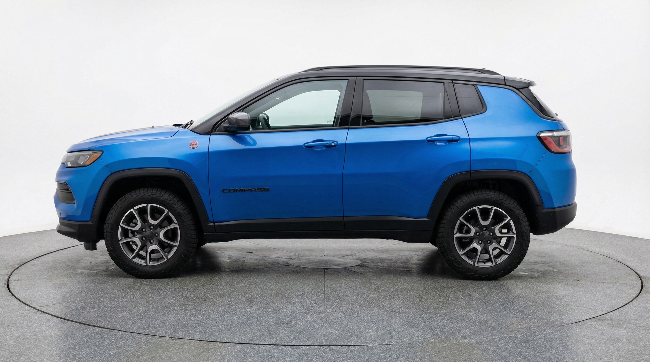 Thumbnail: 2025 Jeep Compass - 4