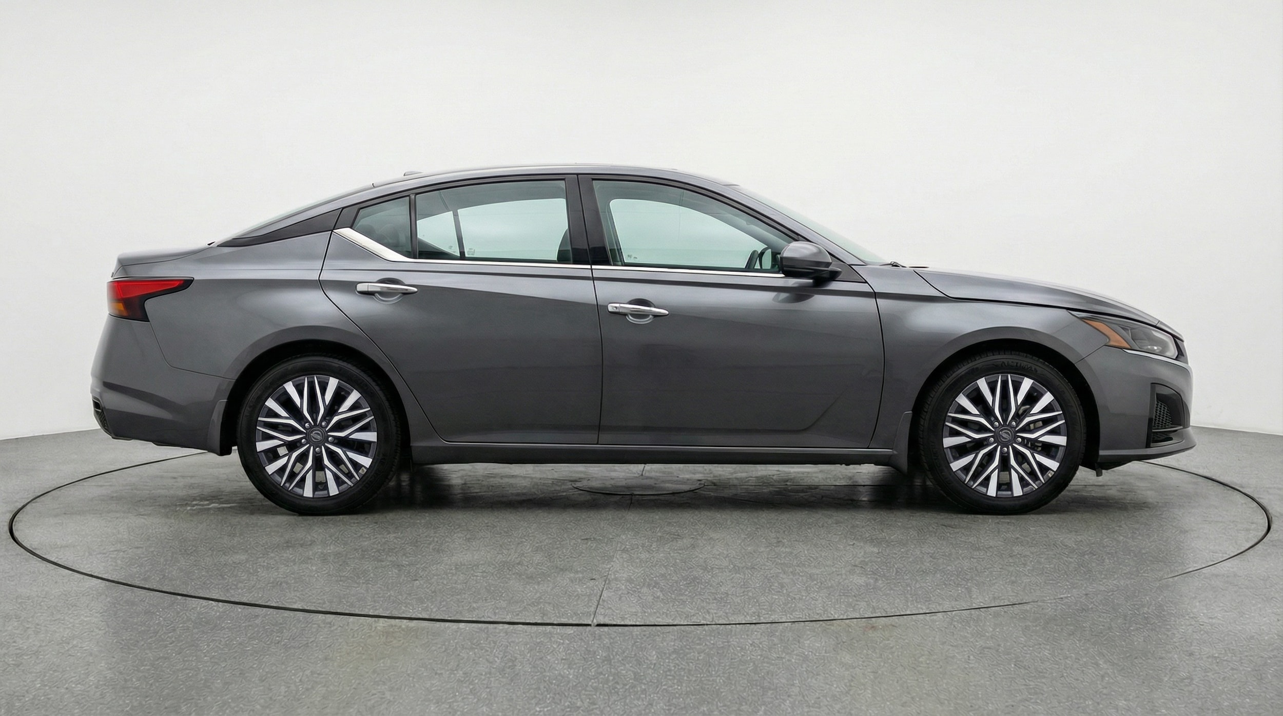 Thumbnail: 2025 Nissan Altima - 8
