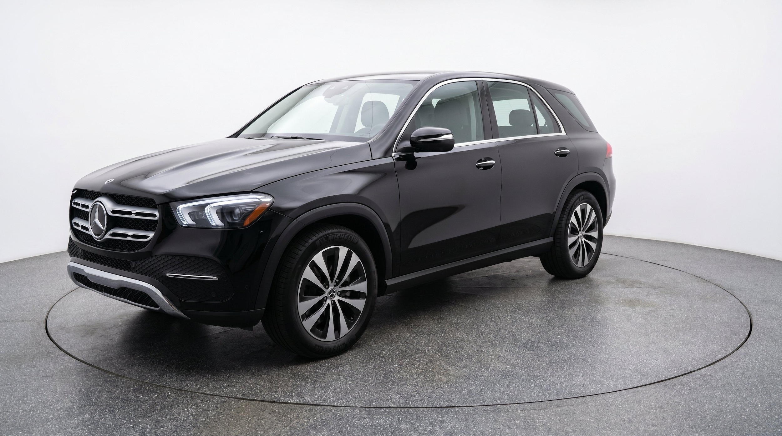 Thumbnail: 2026 Mercedes-Benz GLE - 3