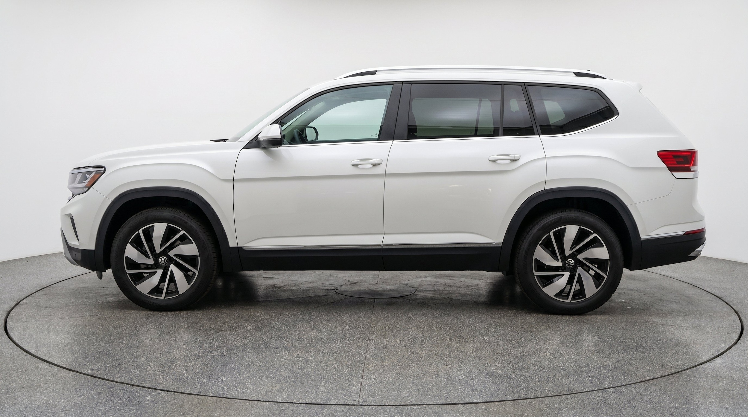 Thumbnail: 2026 Volkswagen Atlas - 5