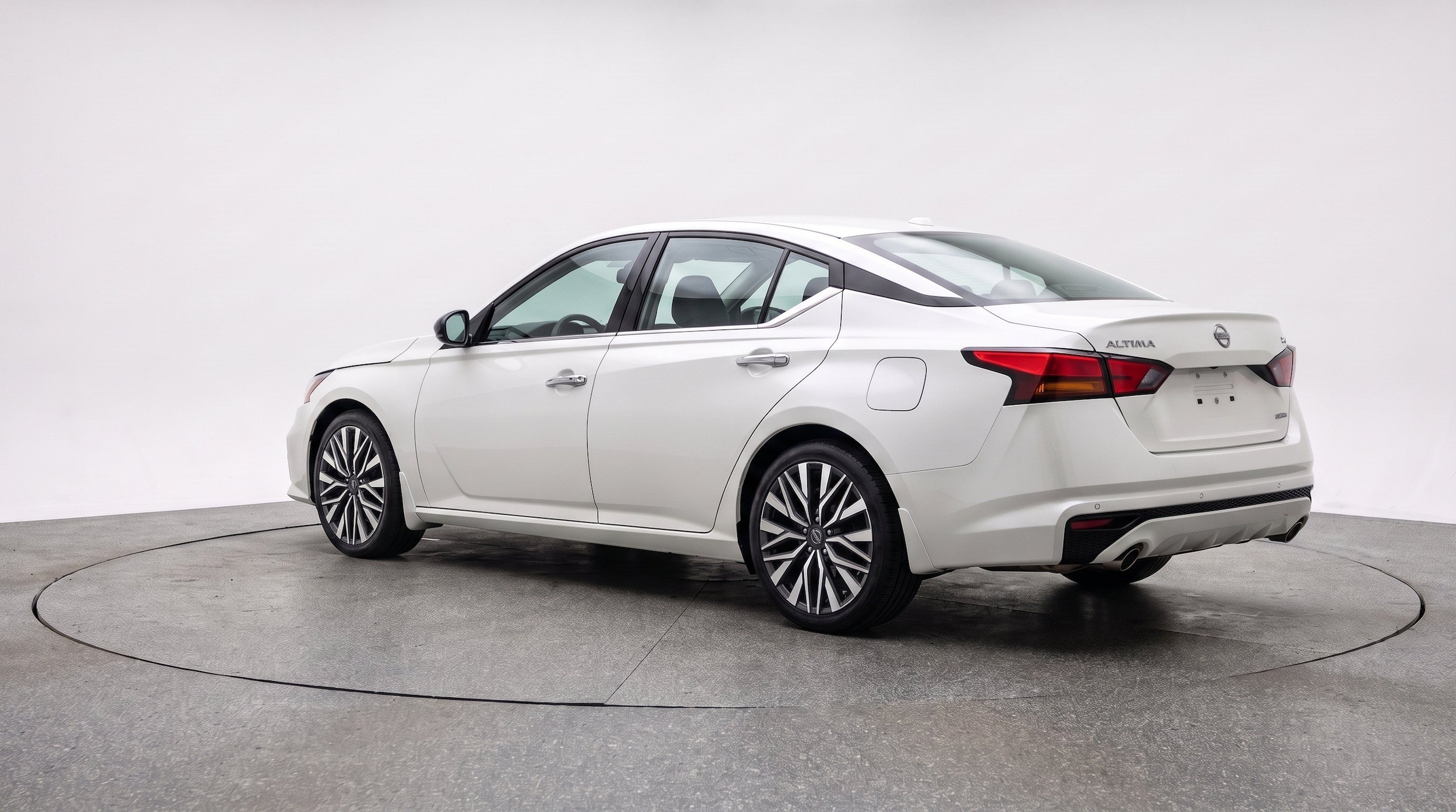 Thumbnail: 2025 Nissan Altima - 6