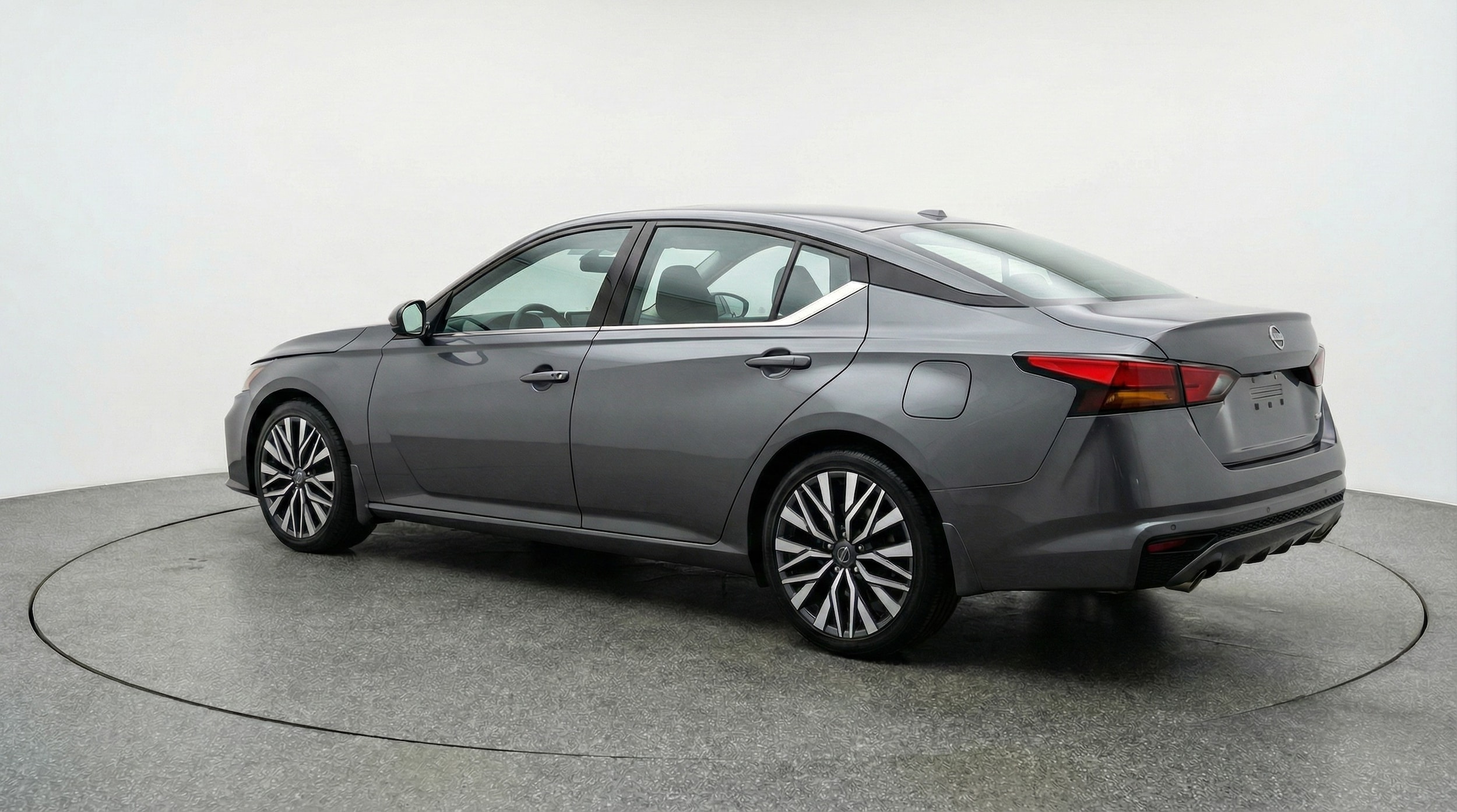 Thumbnail: 2025 Nissan Altima - 5