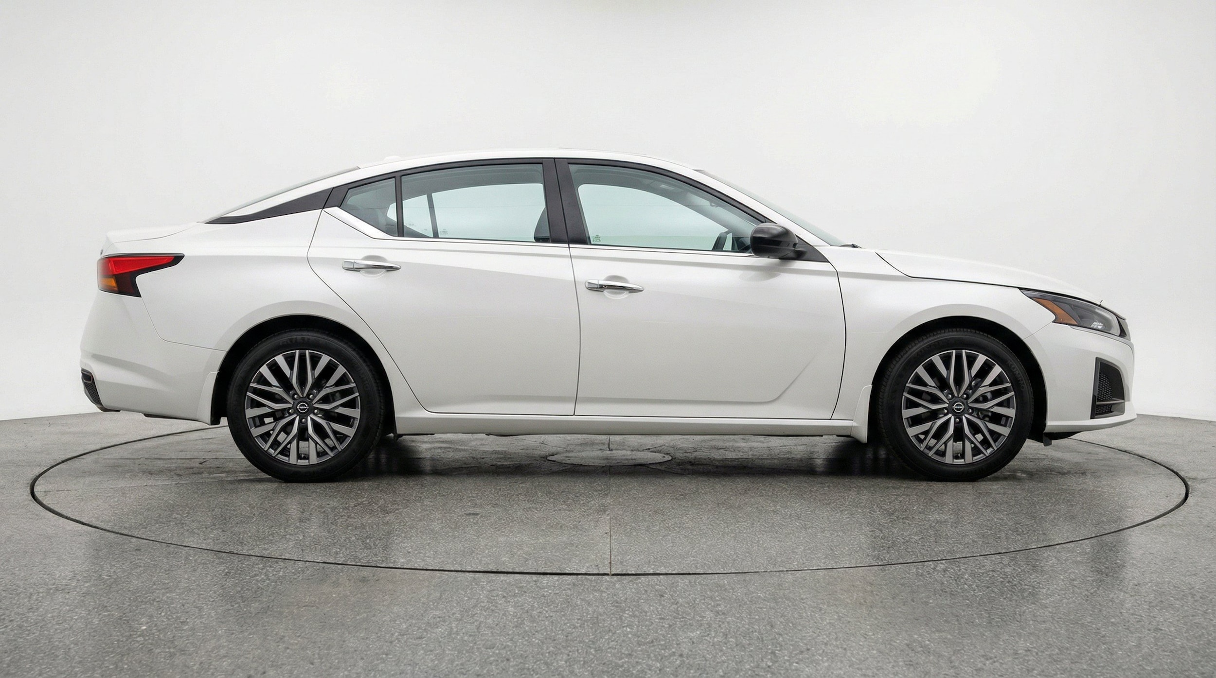 Thumbnail: 2025 Nissan Altima - 11