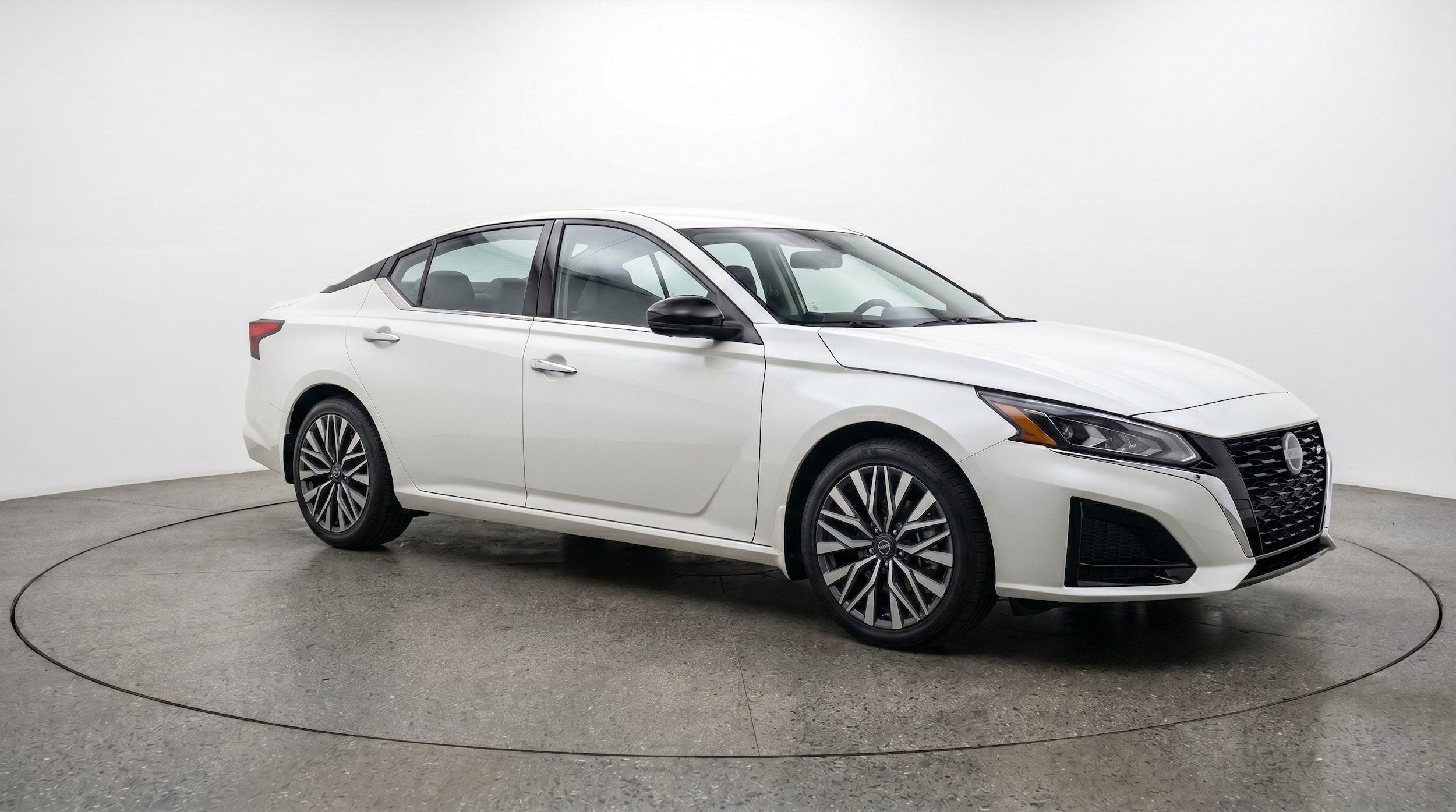 Thumbnail: 2025 Nissan Altima - 1