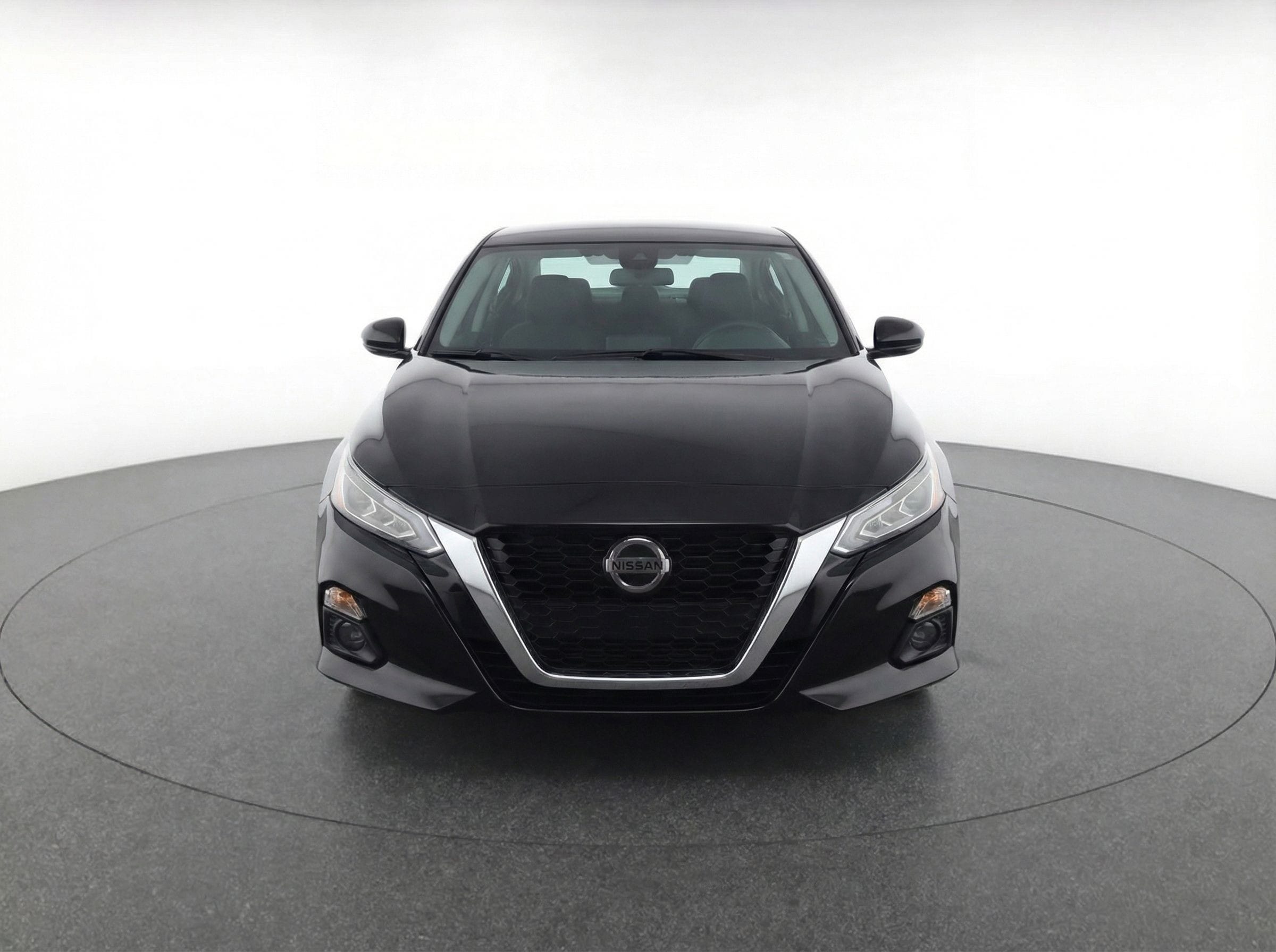 Thumbnail: 2023 Nissan Sentra - 2