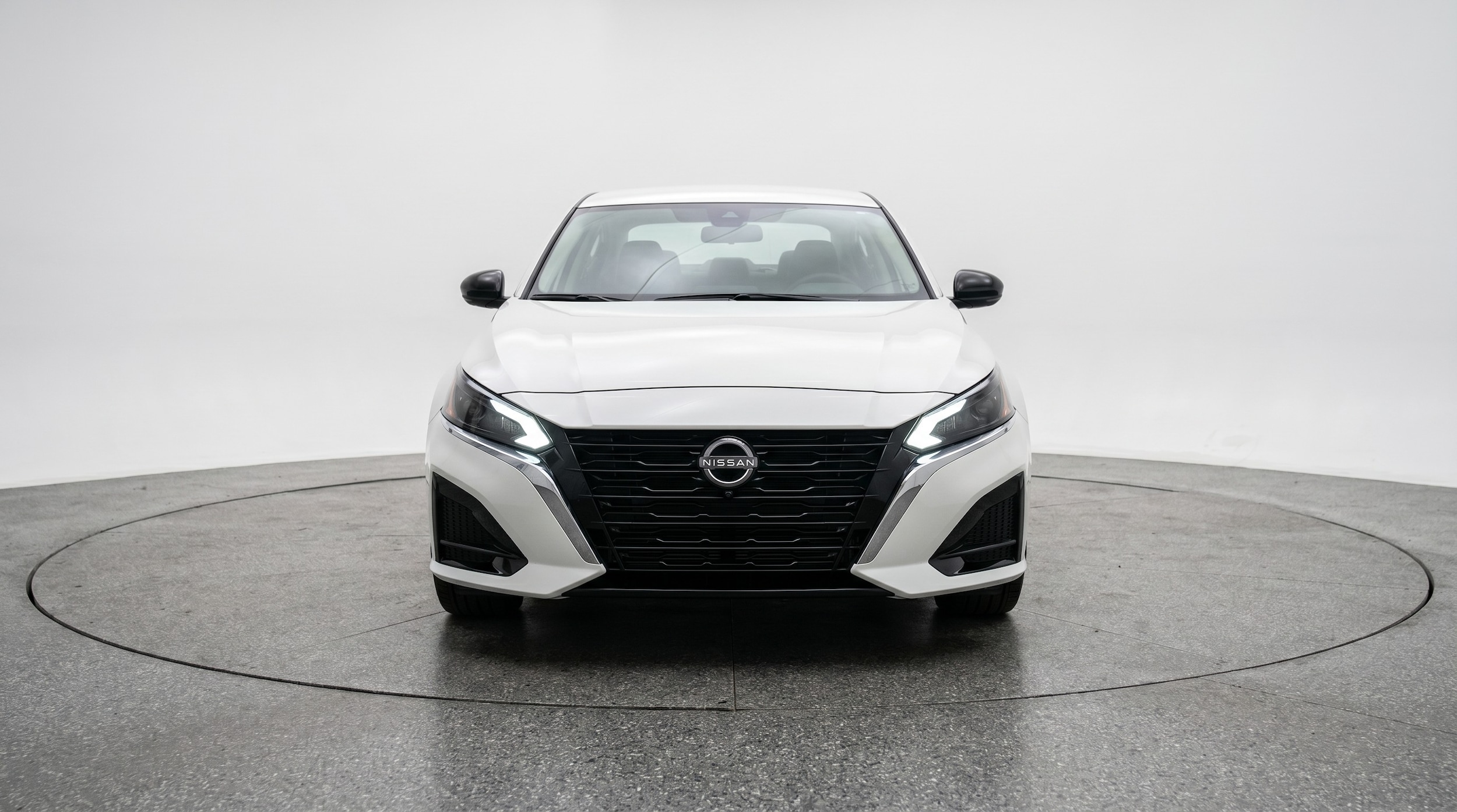 Thumbnail: 2025 Nissan Altima - 2