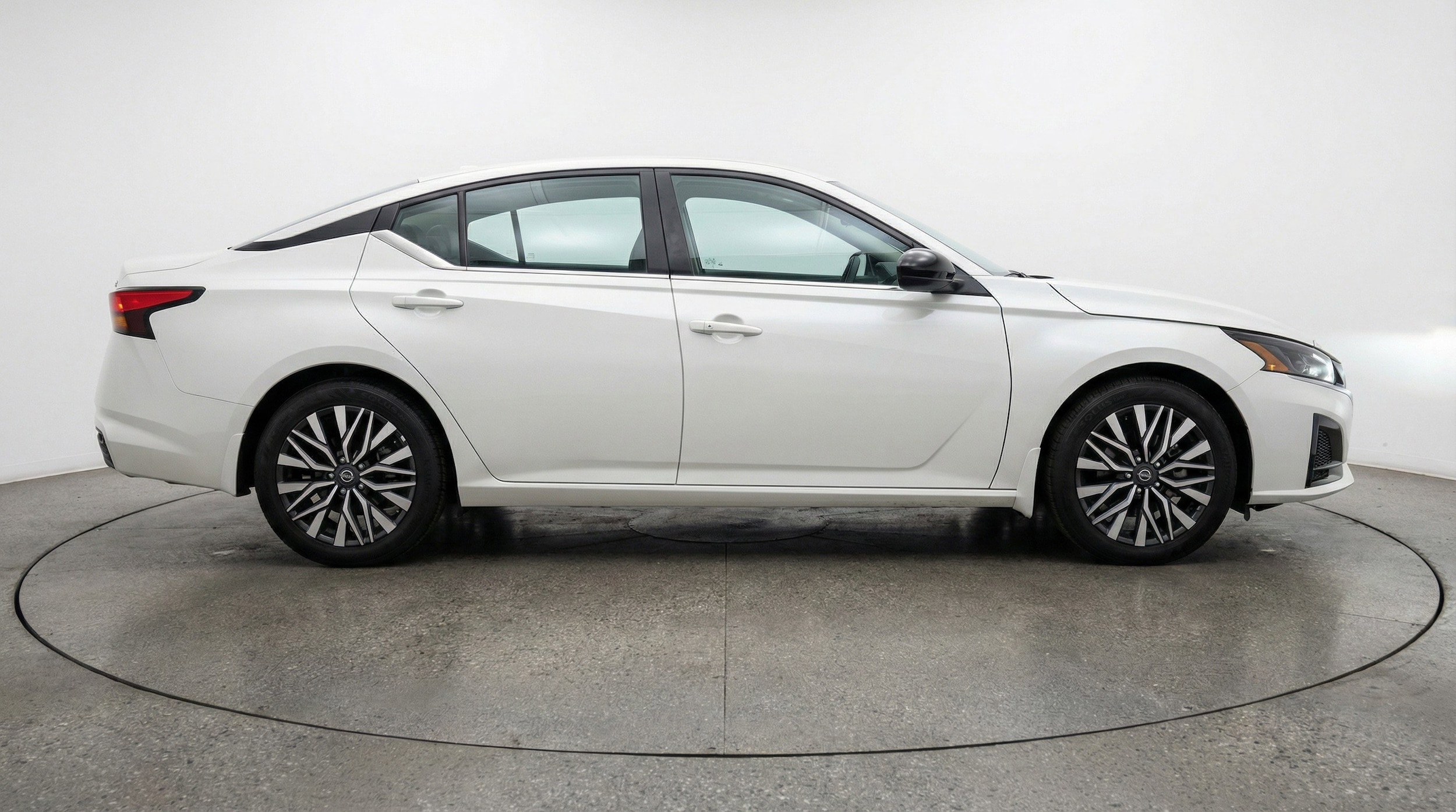 Thumbnail: 2025 Nissan Altima - 11