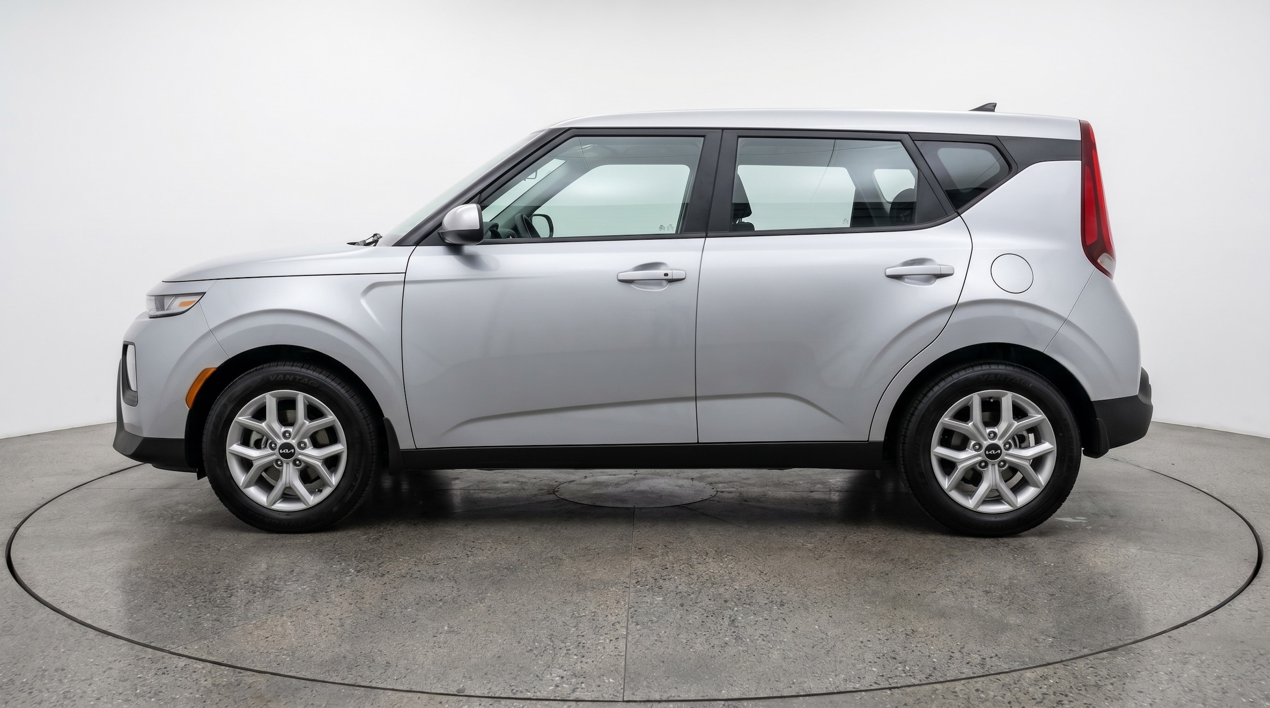 Thumbnail: 2025 Kia Soul - 4