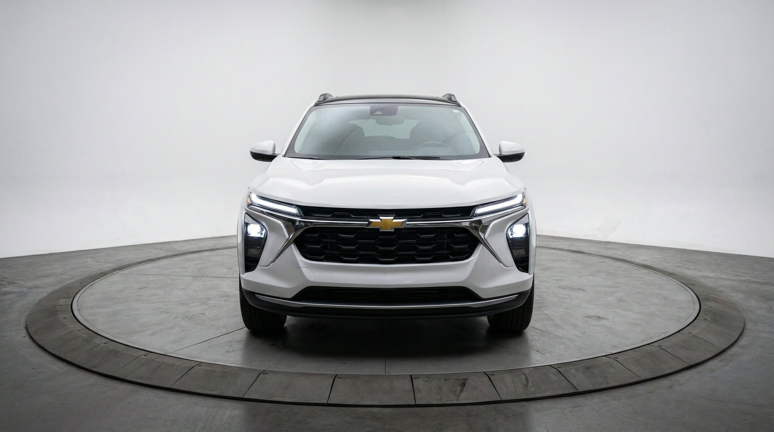 Thumbnail: 2025 Chevrolet Trax - 2