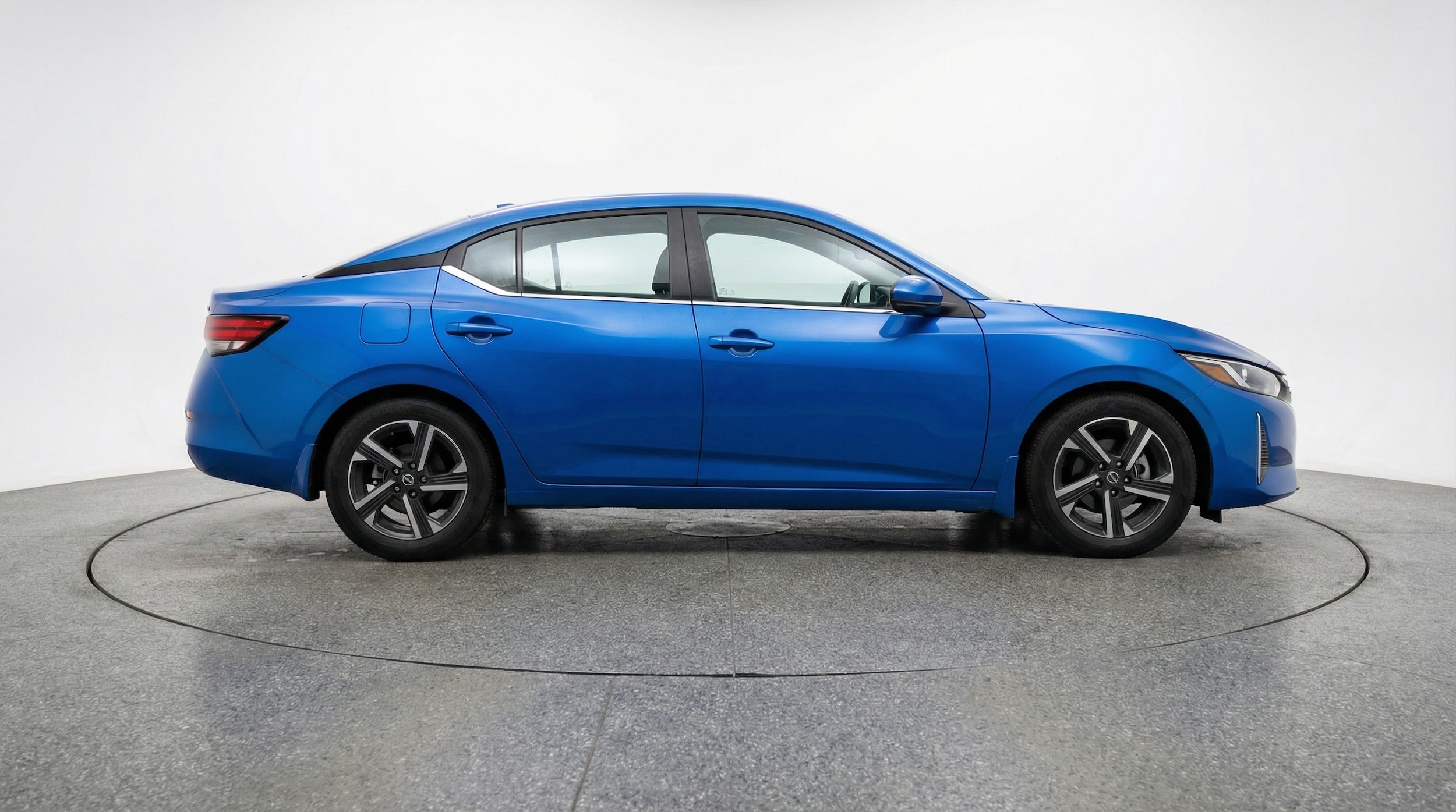 Thumbnail: 2025 Nissan Sentra - 8