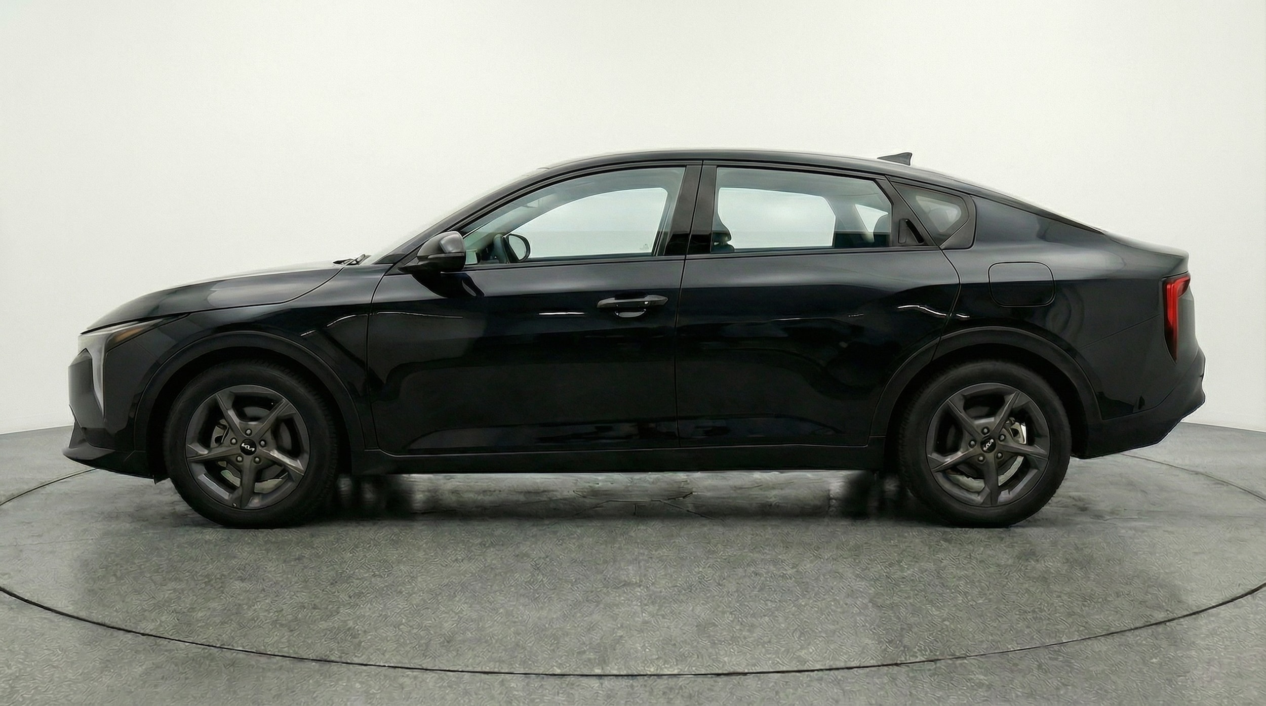 Thumbnail: 2025 Kia K4 - 4