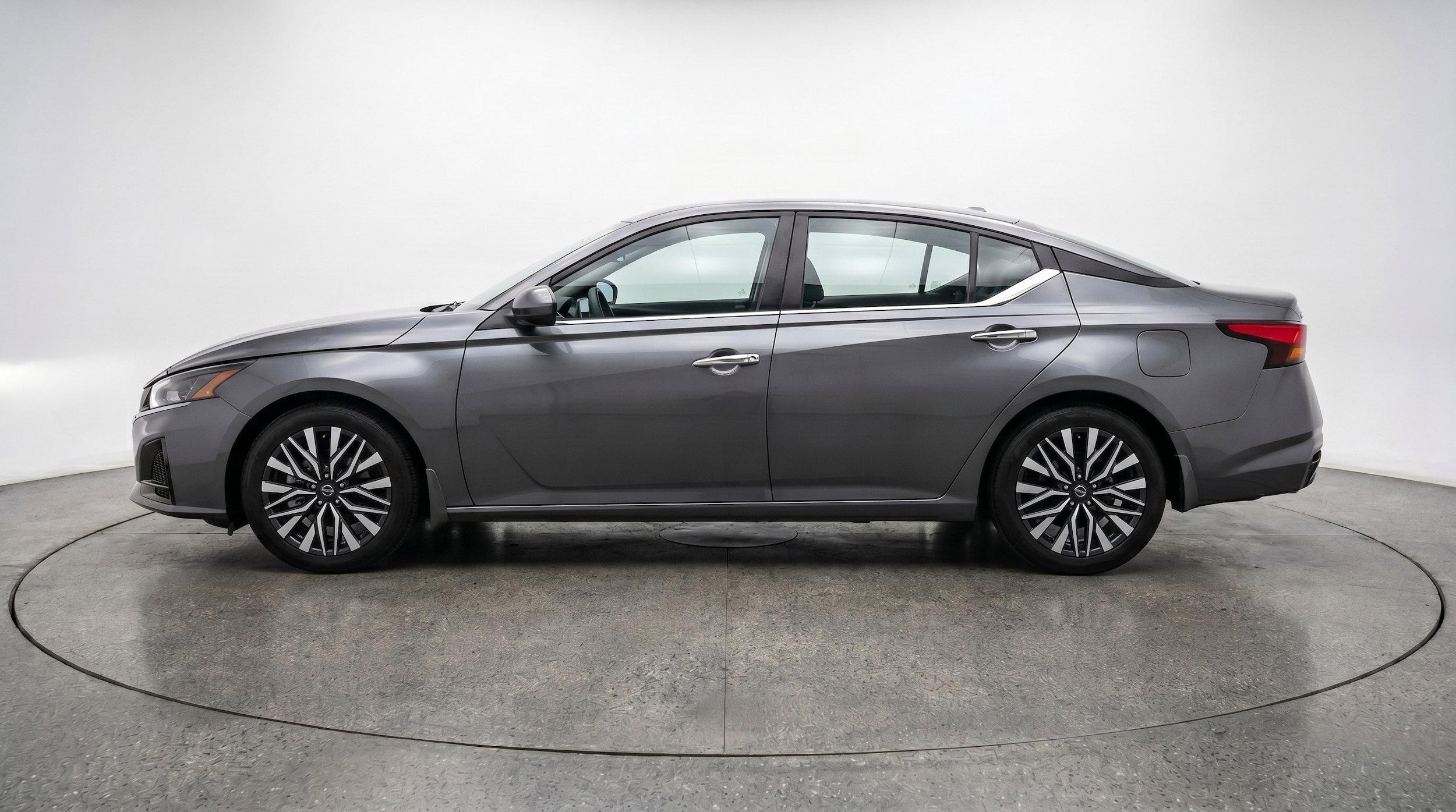 Thumbnail: 2025 Nissan Altima - 4