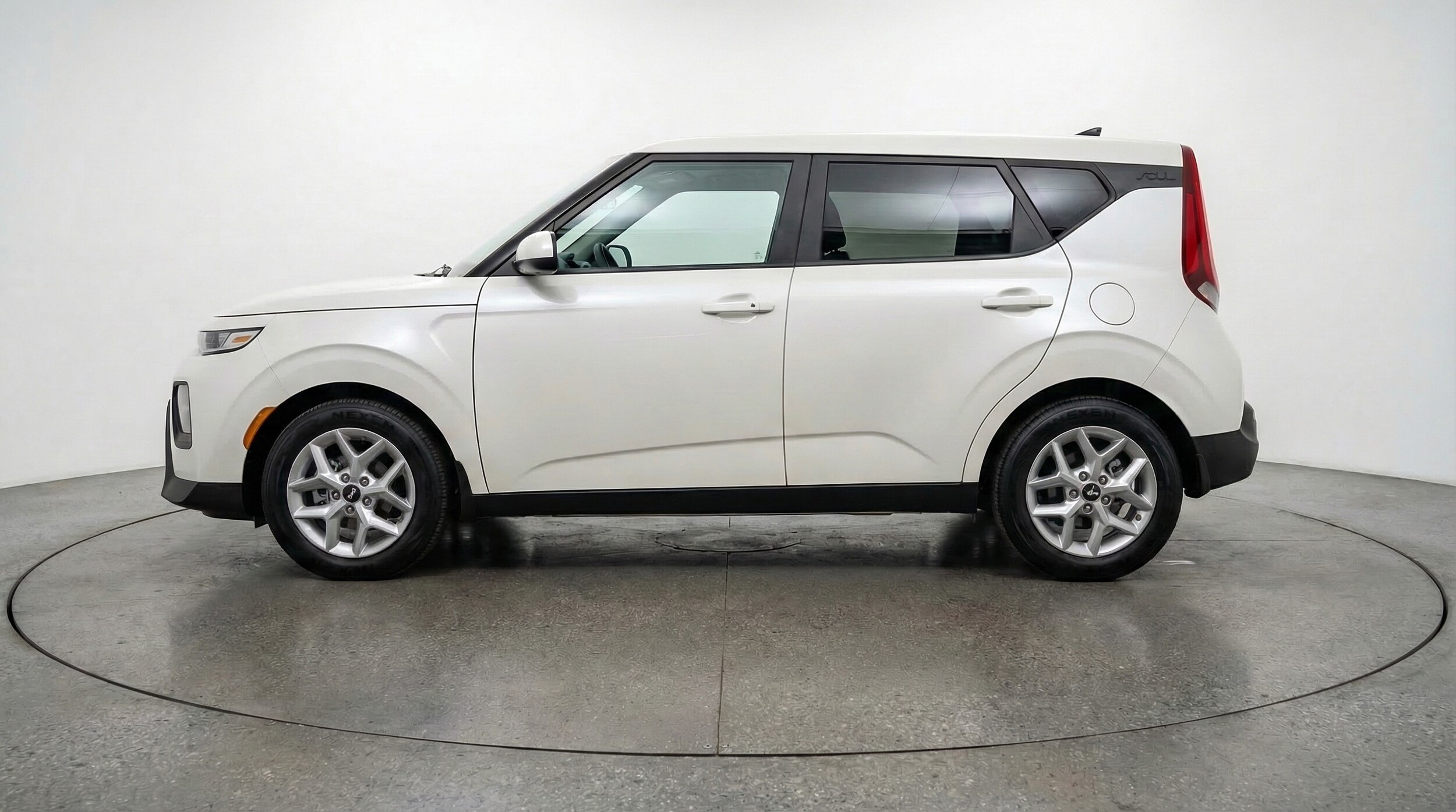 Thumbnail: 2025 Kia Soul - 4