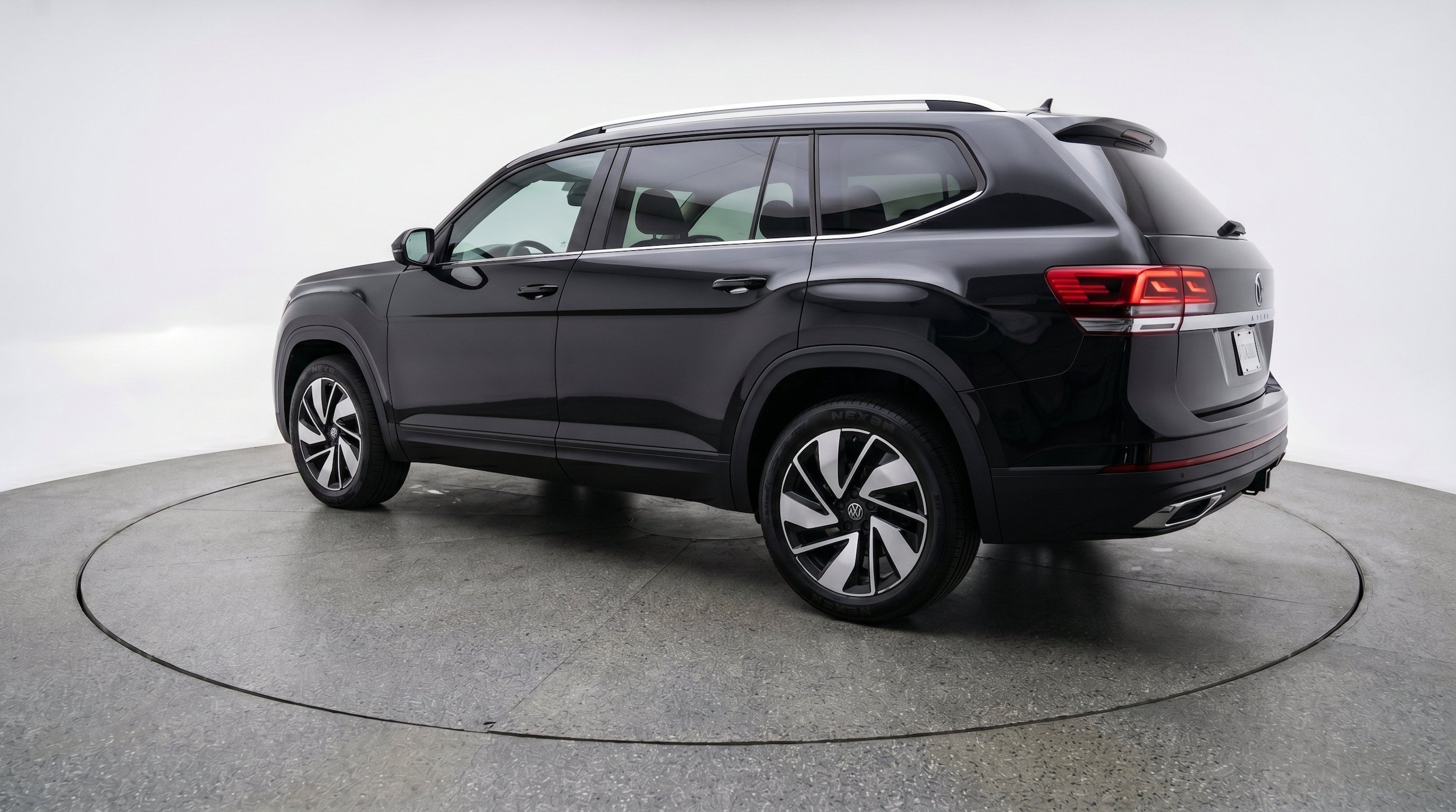 Thumbnail: 2026 Volkswagen Atlas - 6