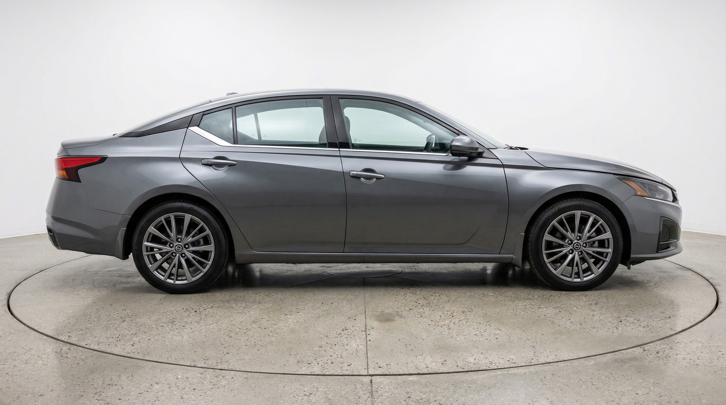 Thumbnail: 2025 Nissan Altima - 8