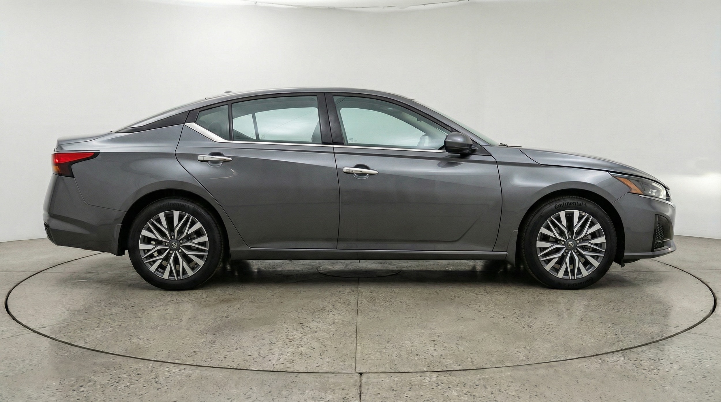 Thumbnail: 2025 Nissan Altima - 8