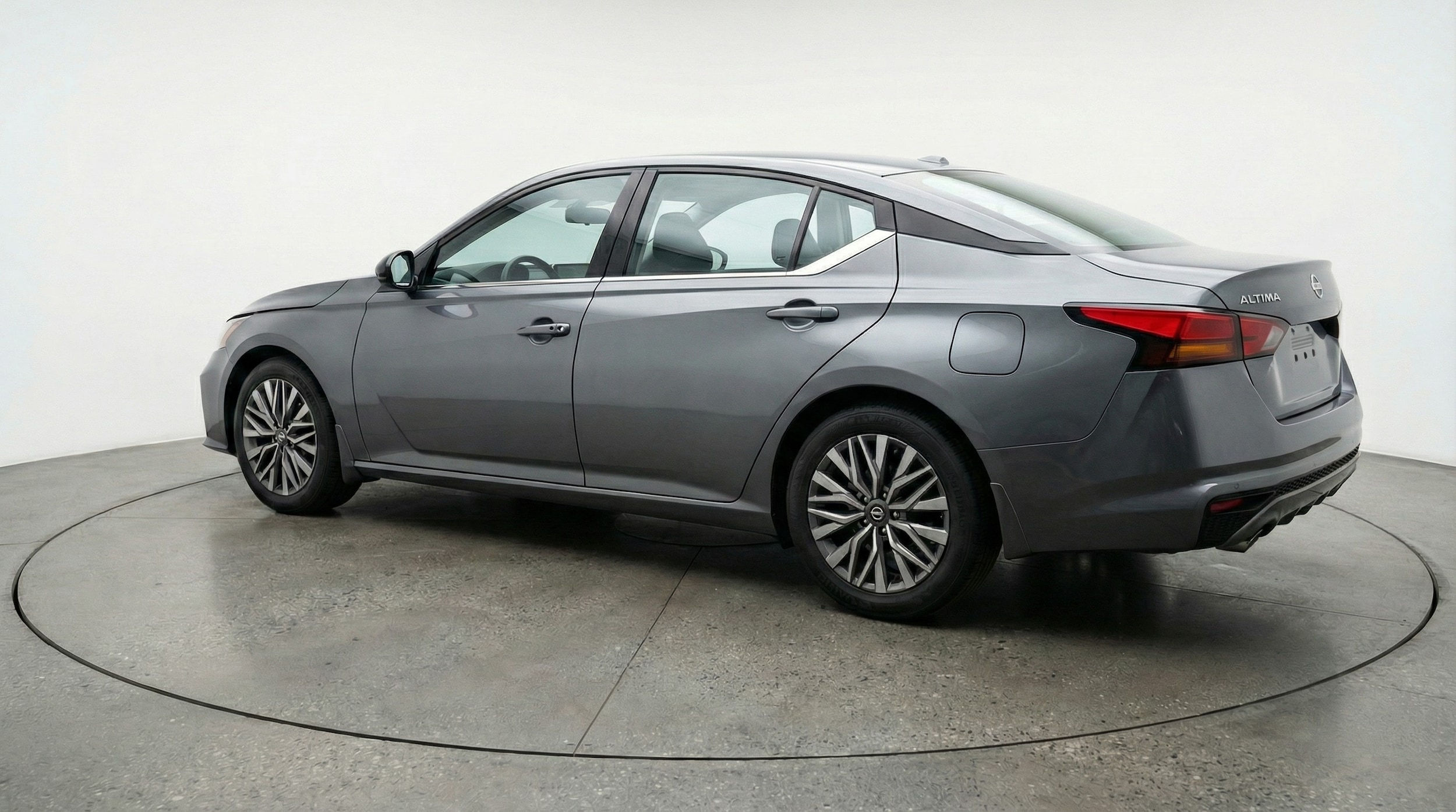 Thumbnail: 2025 Nissan Altima - 5