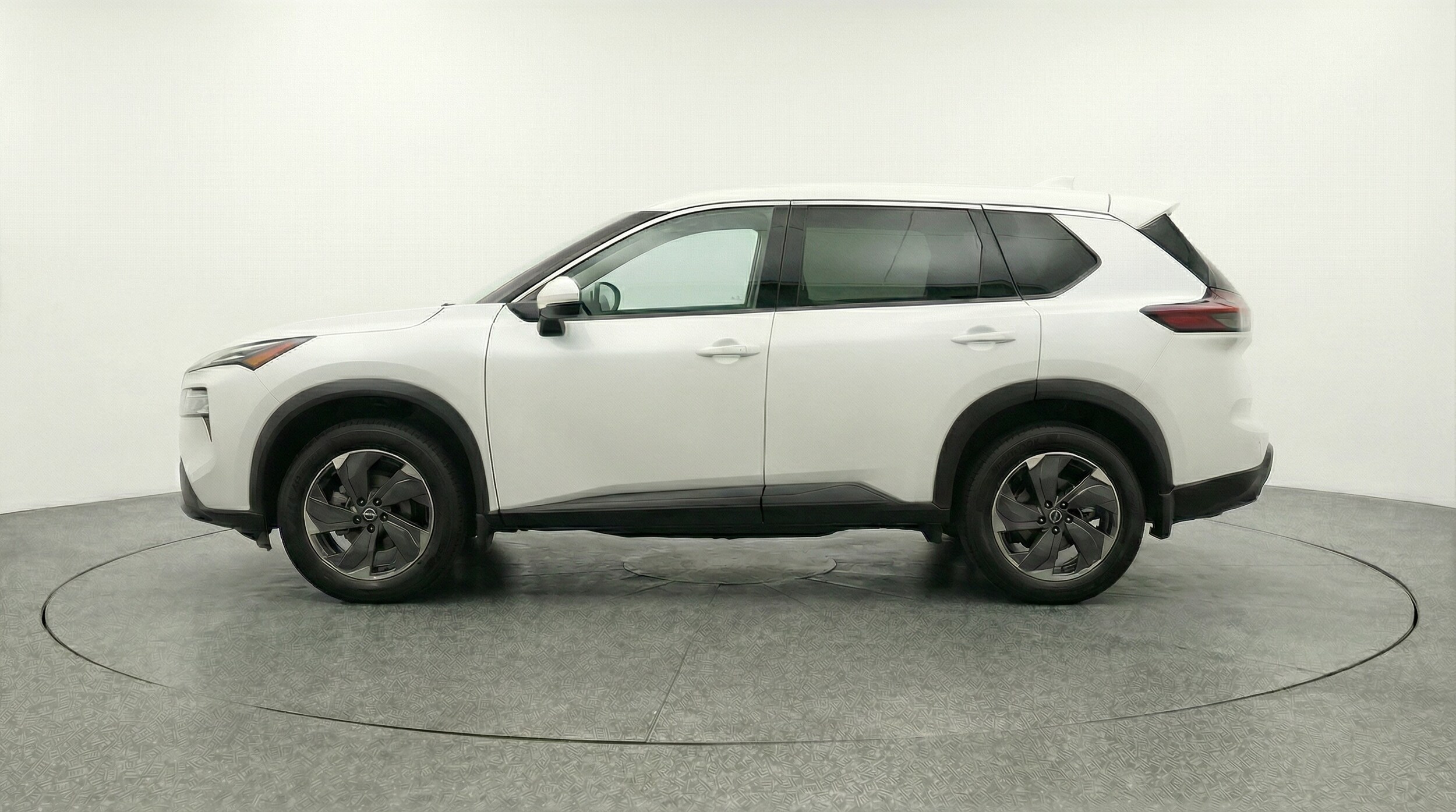 Thumbnail: 2025 Nissan Rogue - 4