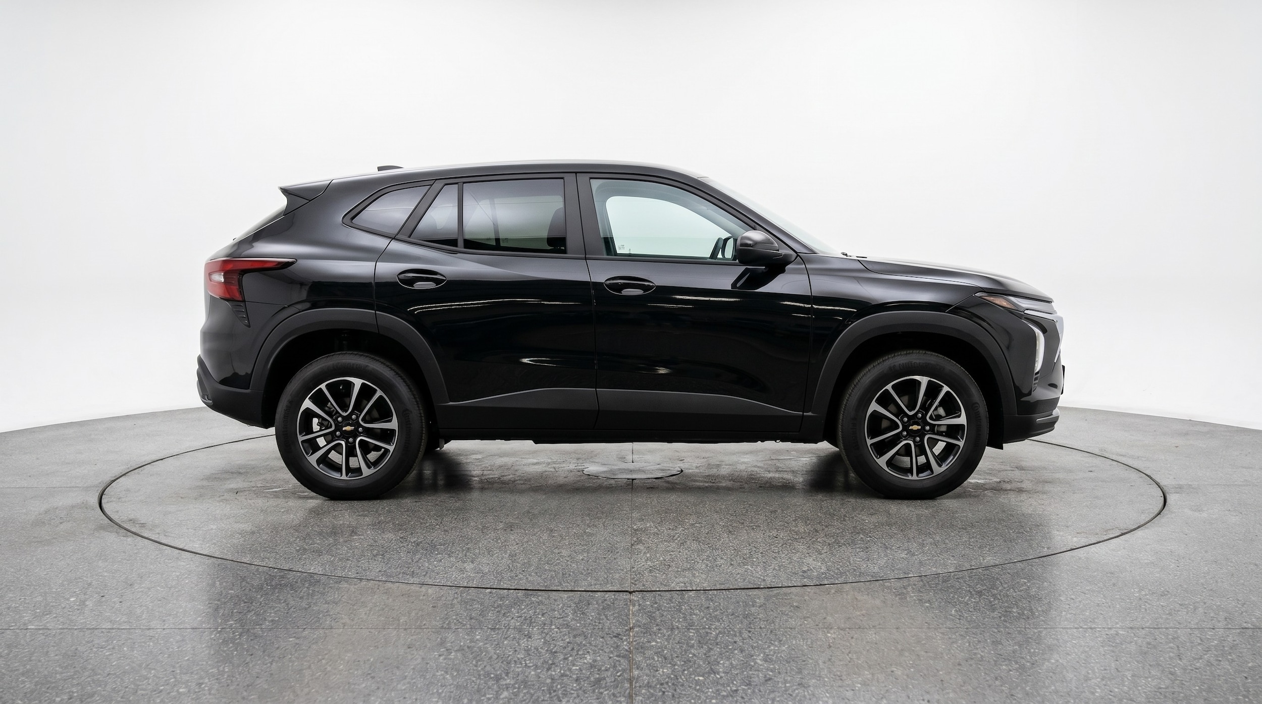 Thumbnail: 2025 Chevrolet TrailBlazer - 8