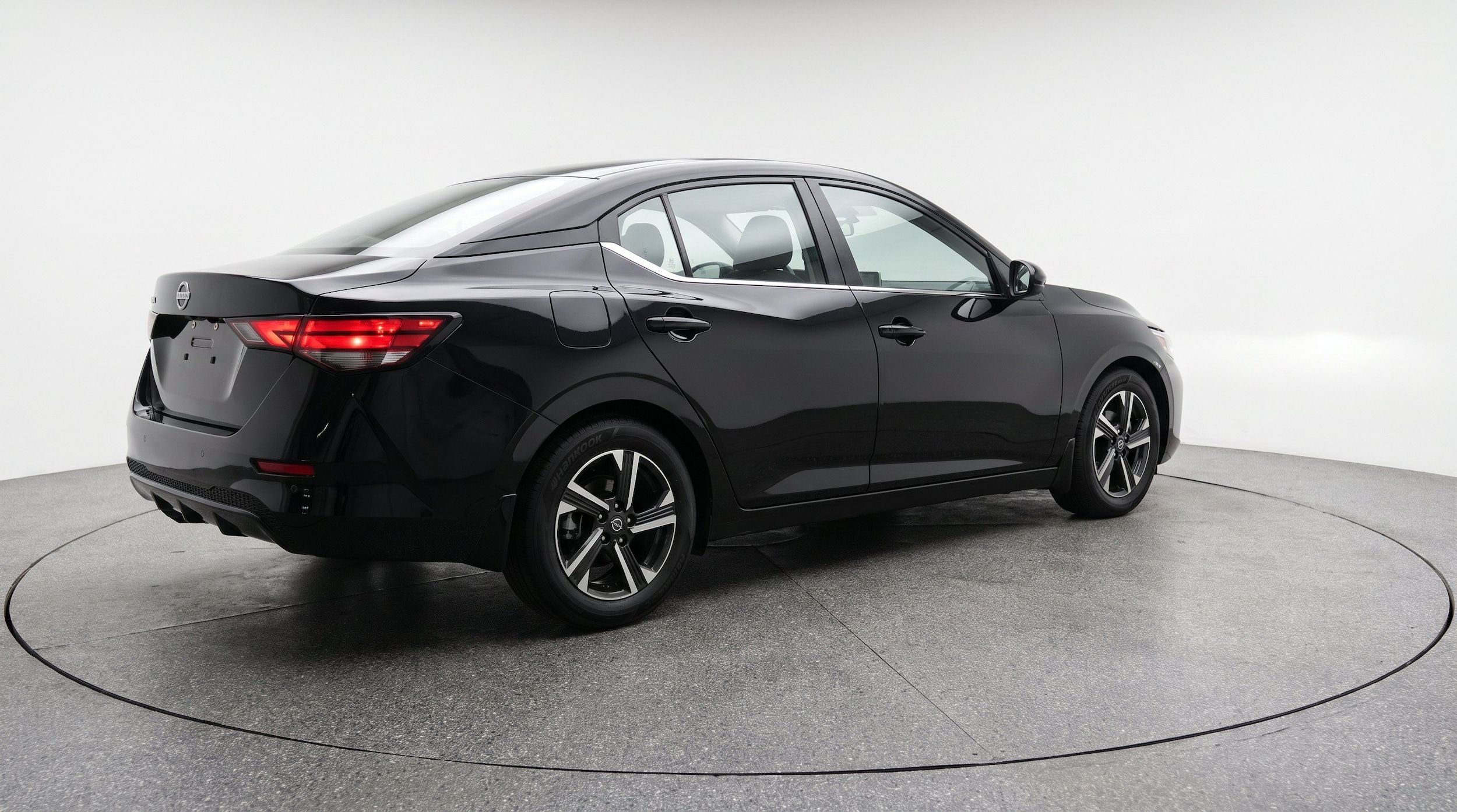 Thumbnail: 2025 Nissan Sentra - 9