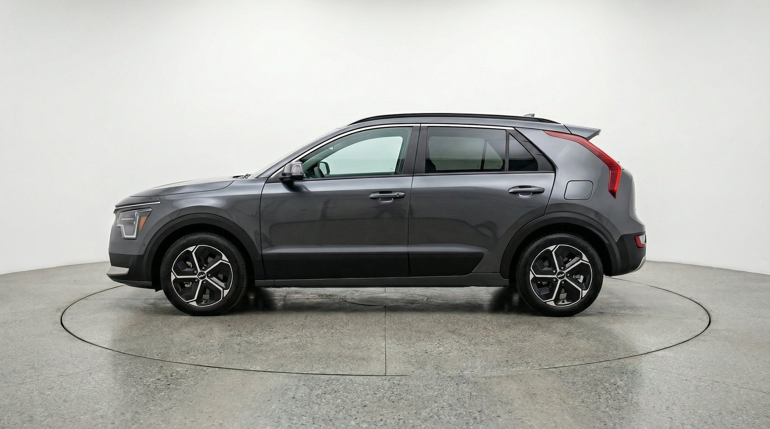 Thumbnail: 2026 Kia Niro - 5