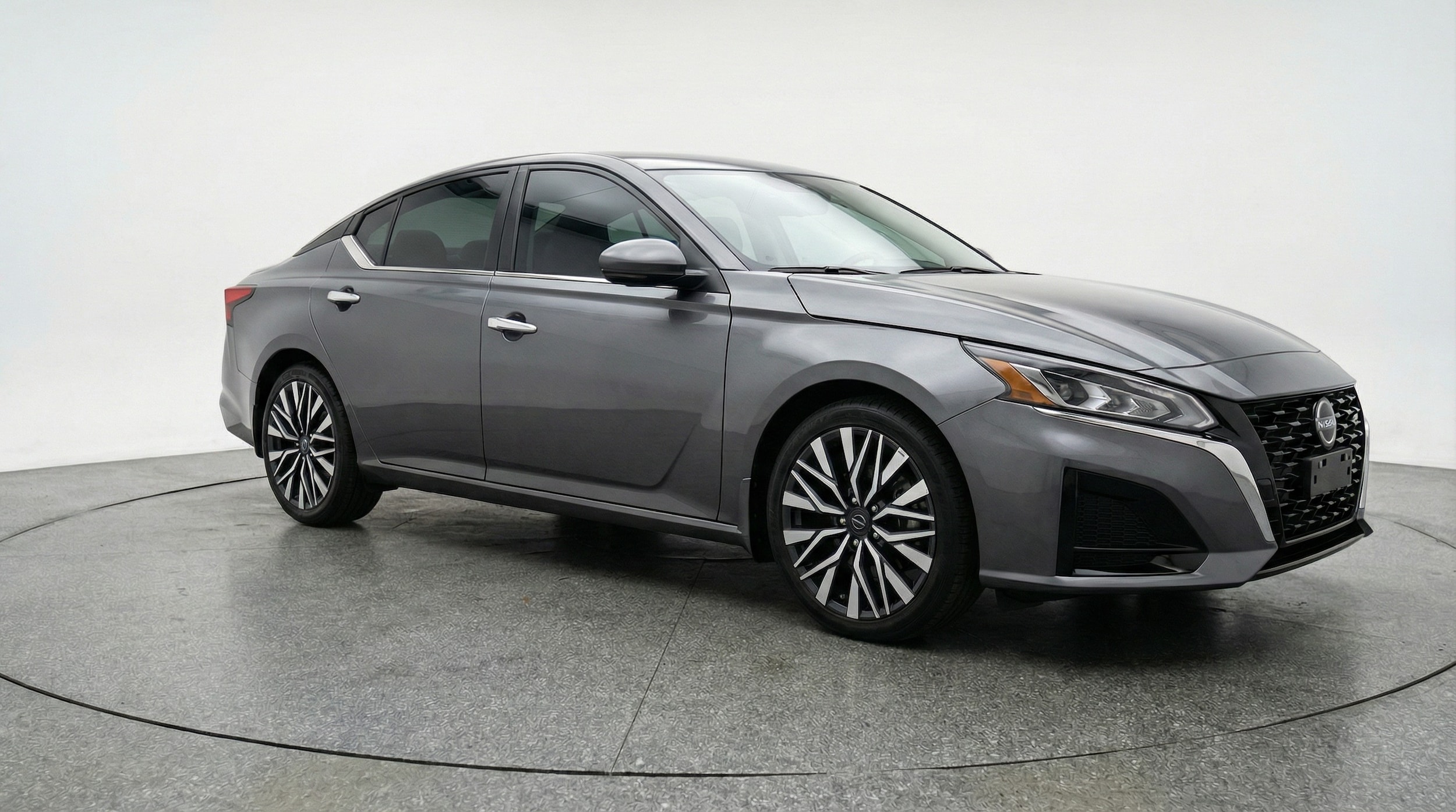 Thumbnail: 2025 Nissan Altima - 1