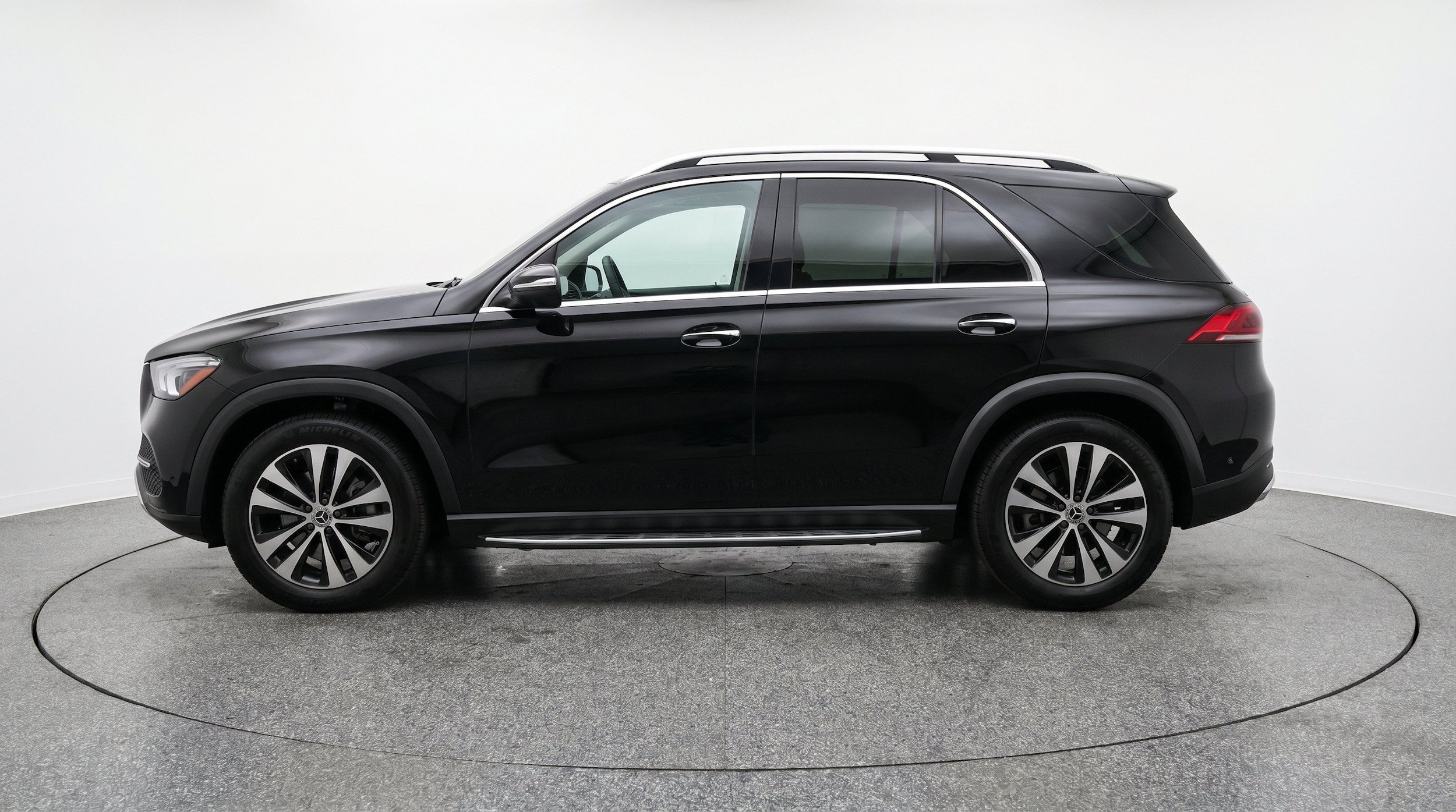 Thumbnail: 2026 Mercedes-Benz GLE - 5