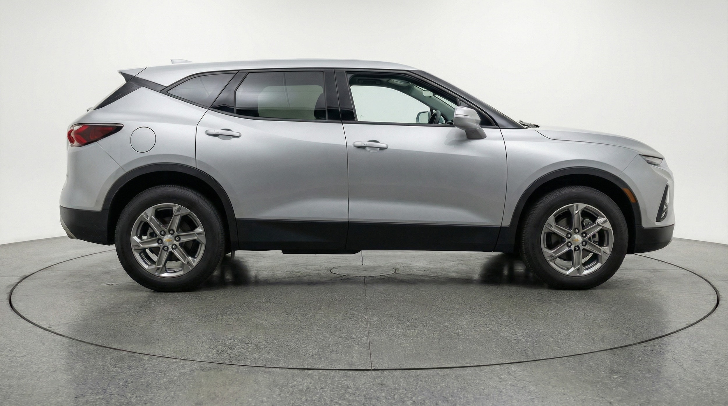 Thumbnail: 2025 Chevrolet Blazer - 8