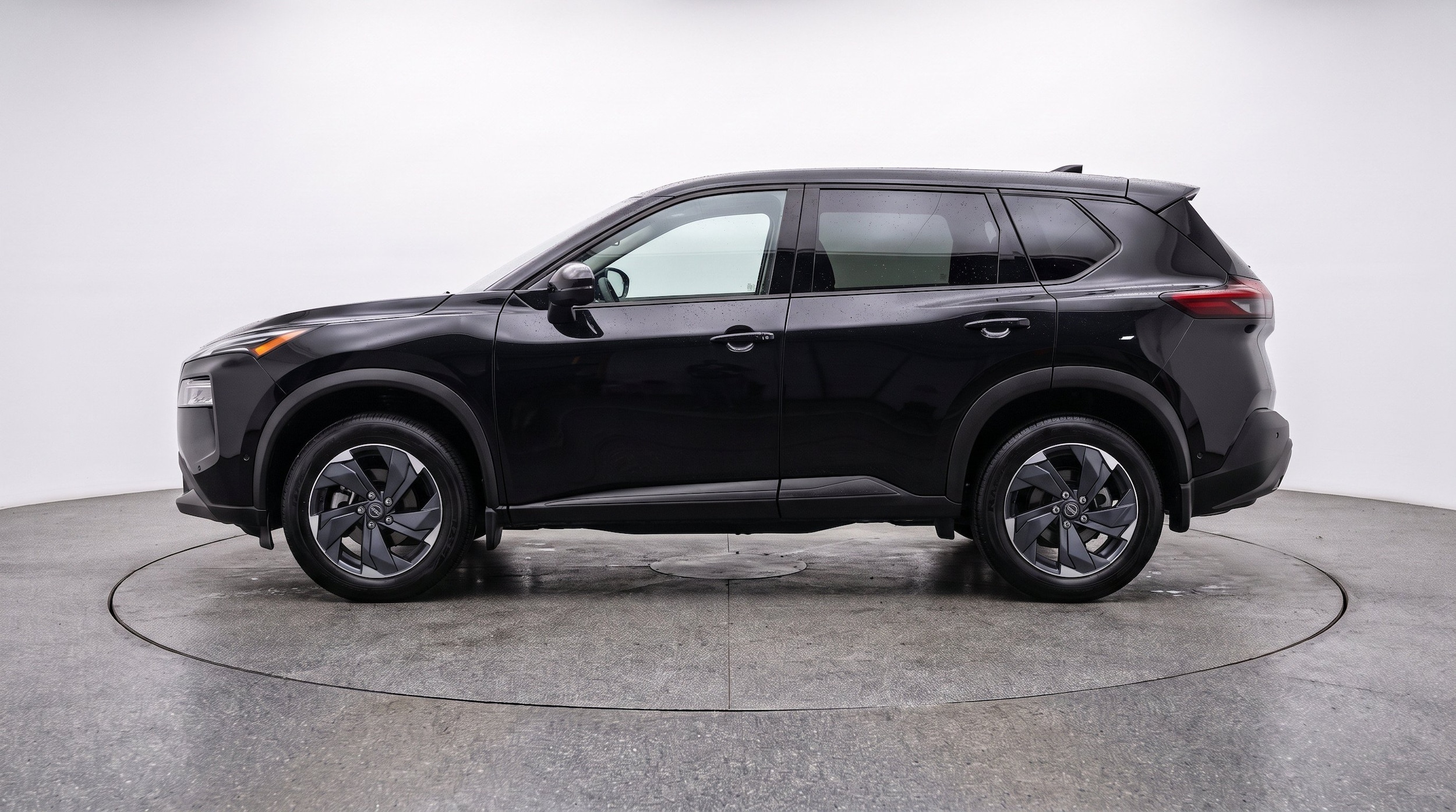 Thumbnail: 2025 Nissan Rogue - 5