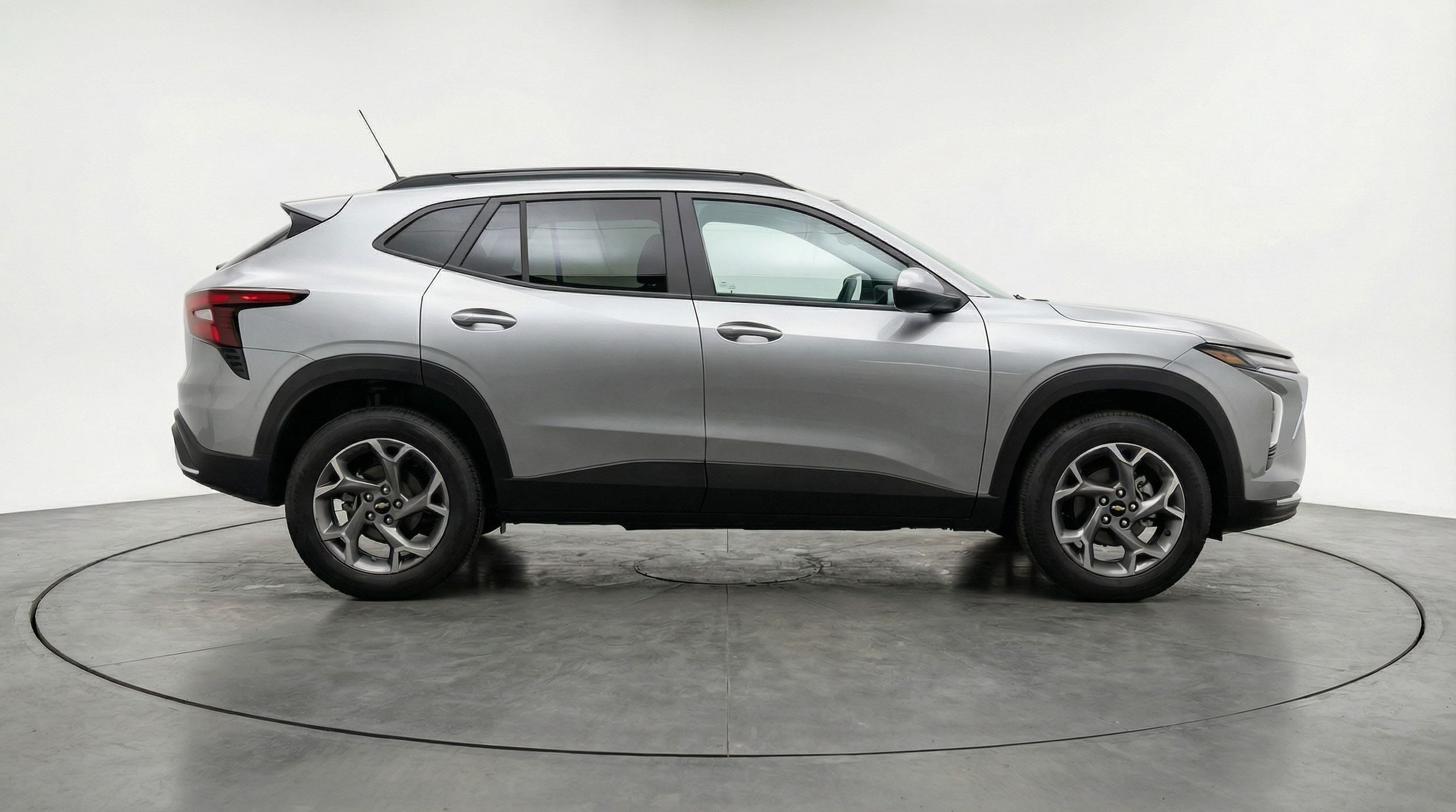 Thumbnail: 2025 Chevrolet Trax - 8