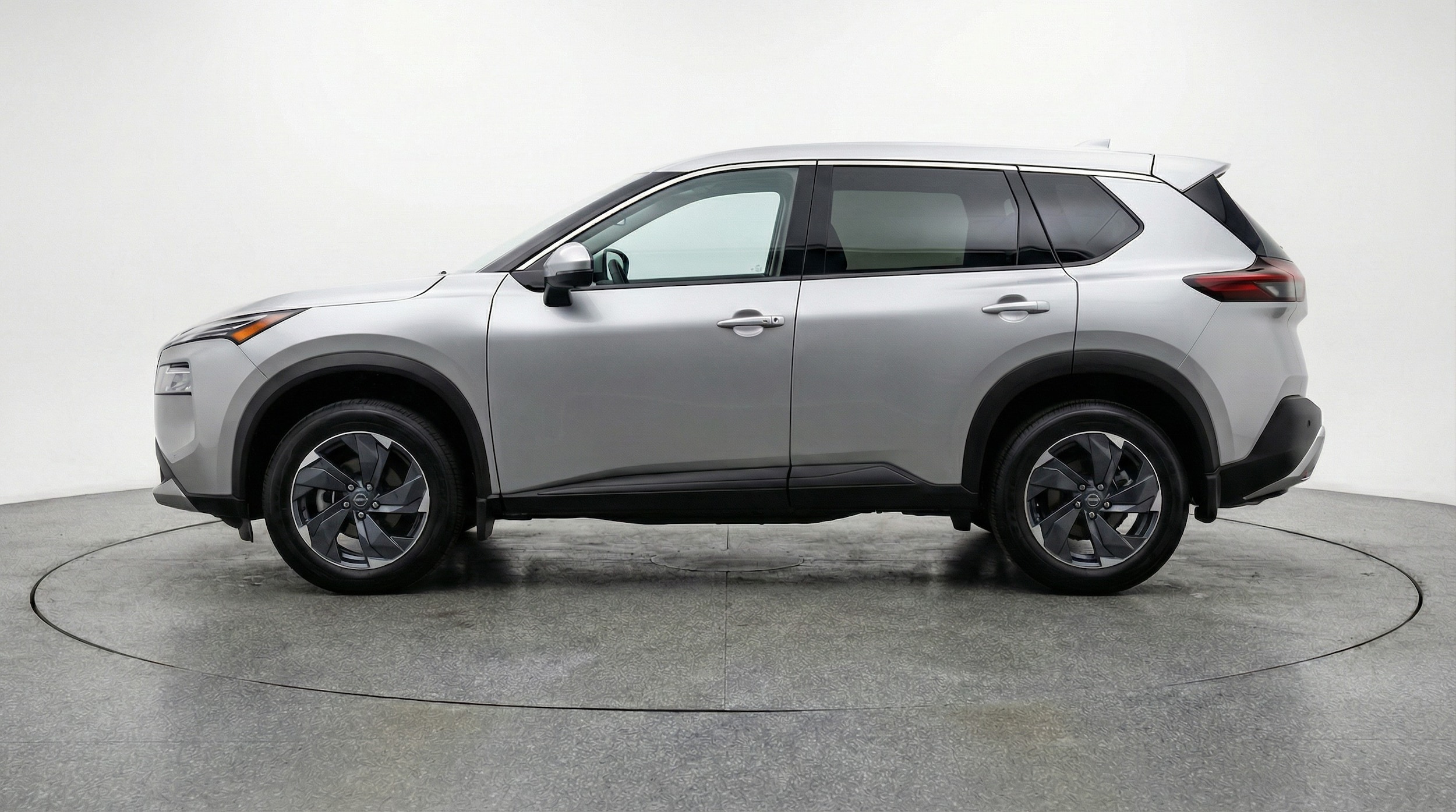 Thumbnail: 2025 Nissan Rogue - 4