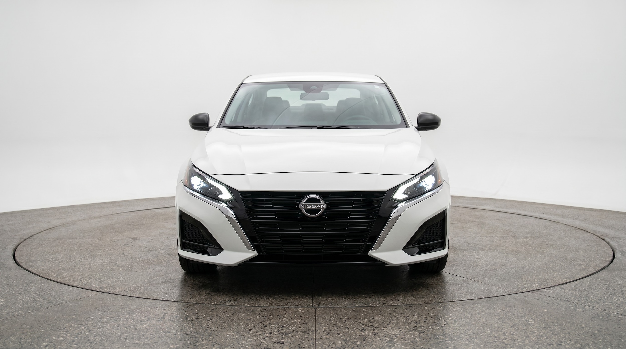 Thumbnail: 2025 Nissan Altima - 2