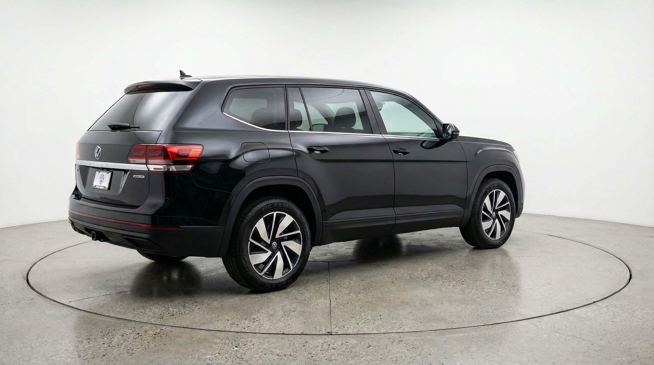 Thumbnail: 2026 Volkswagen Atlas - 9