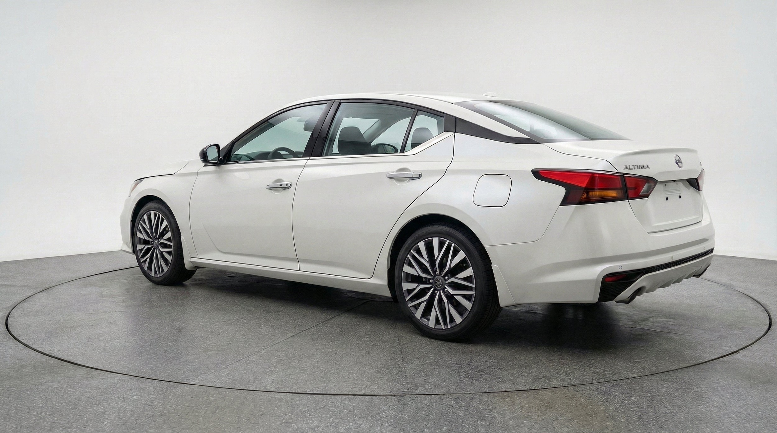 Thumbnail: 2025 Nissan Altima - 6