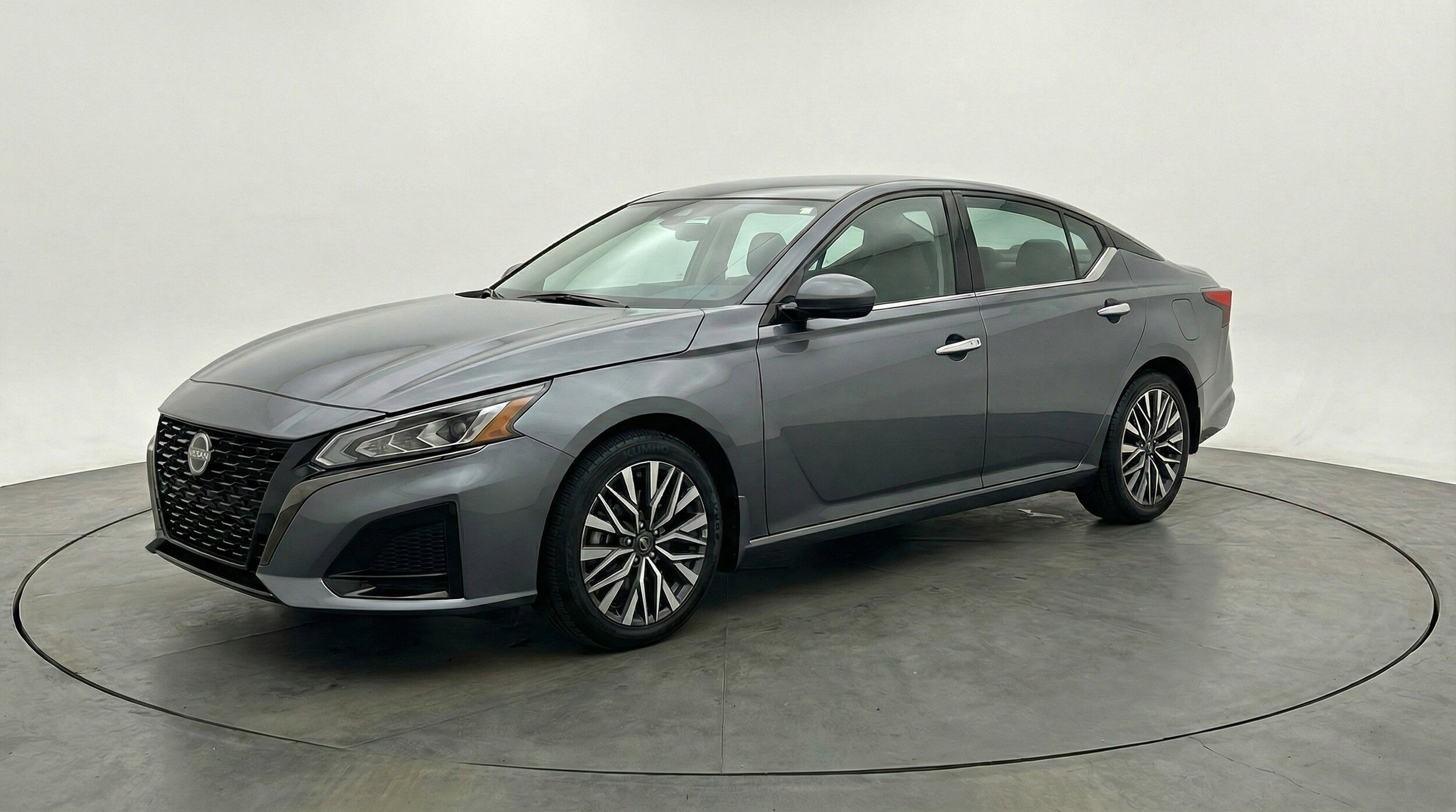 Thumbnail: 2025 Nissan Altima - 3