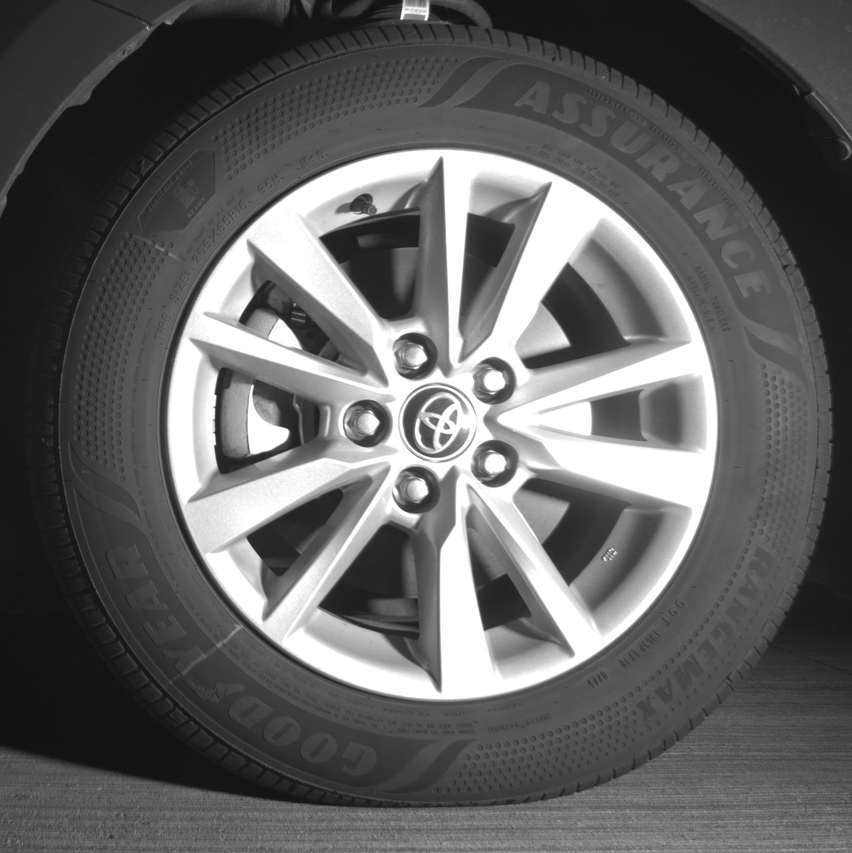 Thumbnail: 2025 Toyota Camry - 9