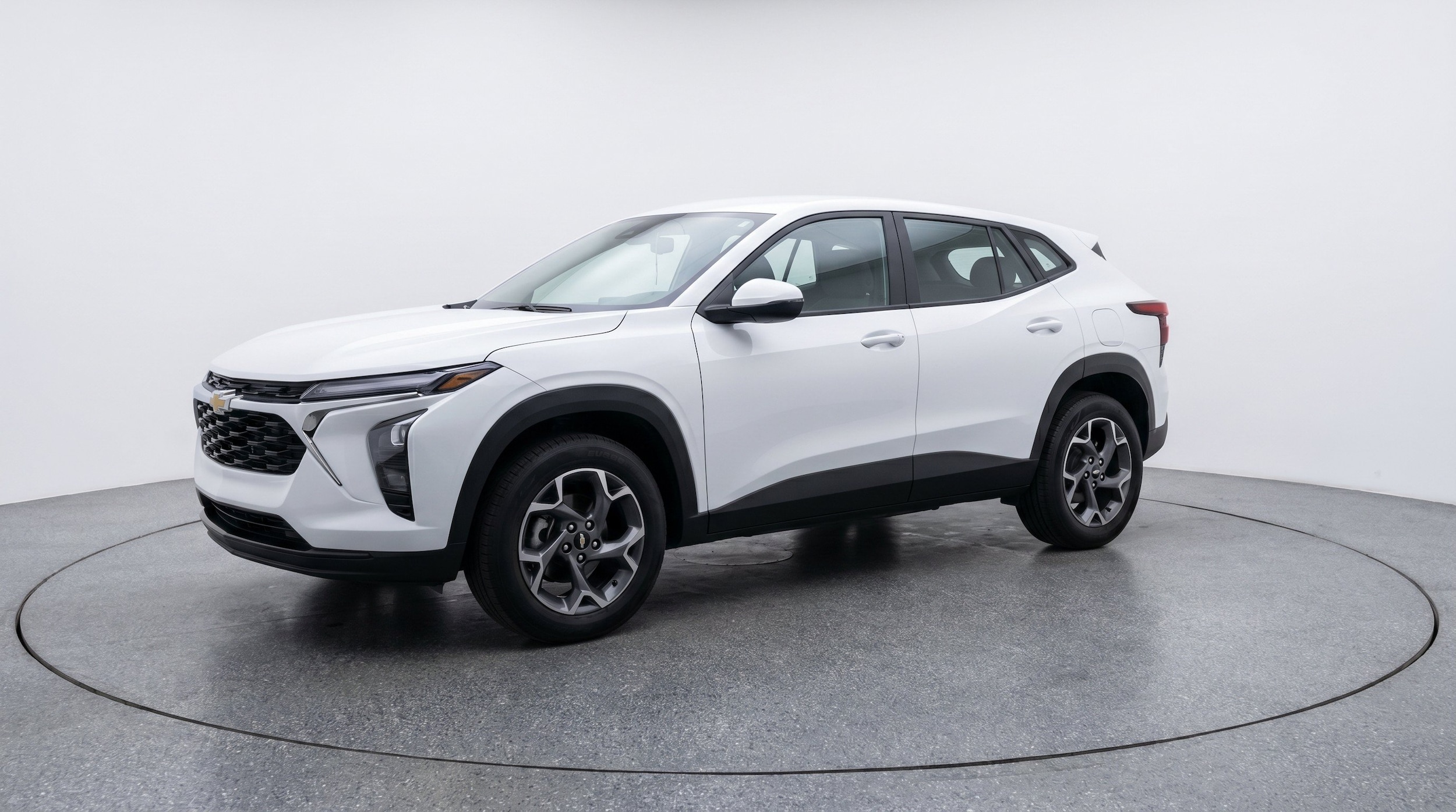Thumbnail: 2025 Chevrolet Trax - 3