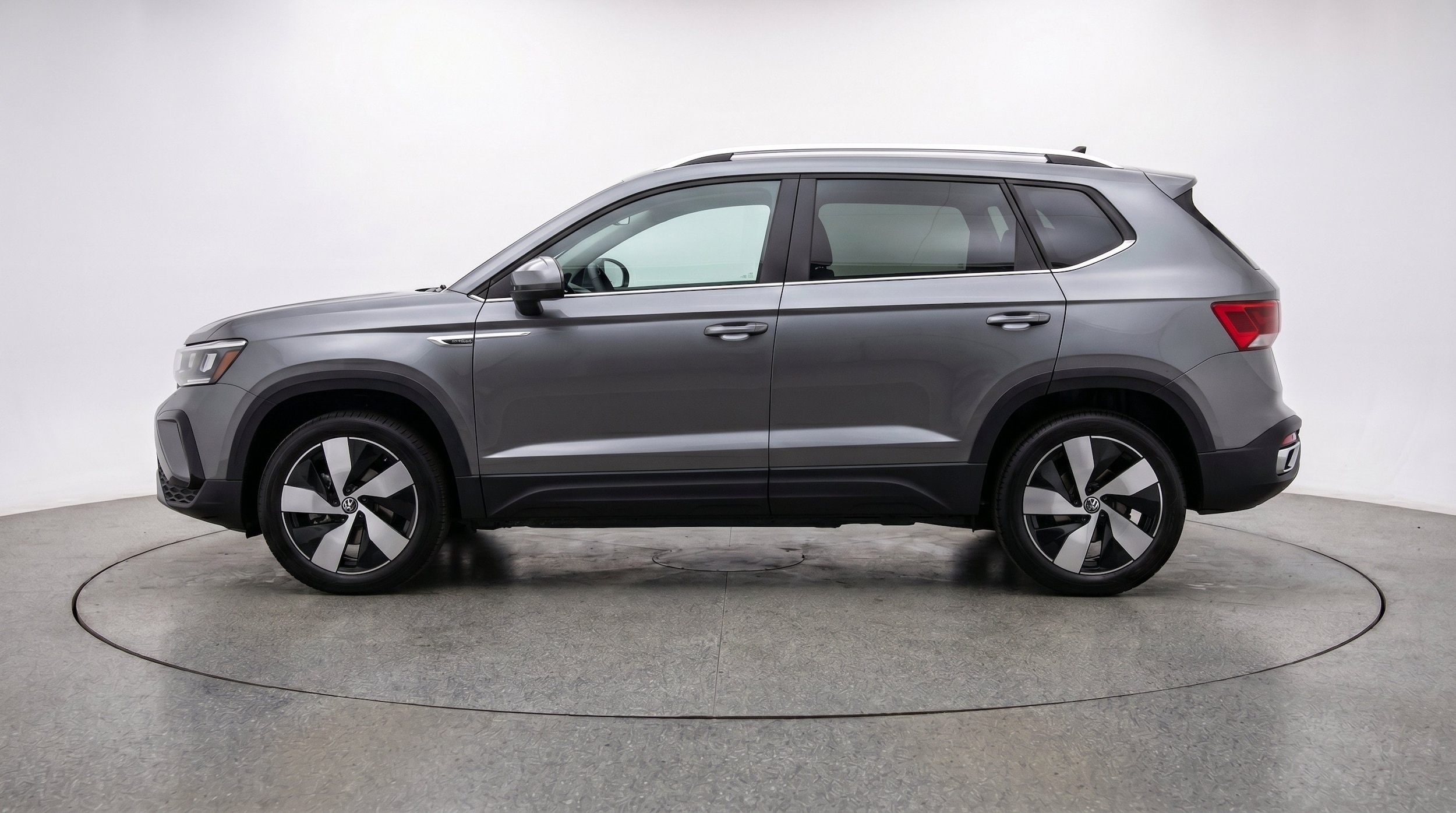 Thumbnail: 2026 Volkswagen Taos - 5