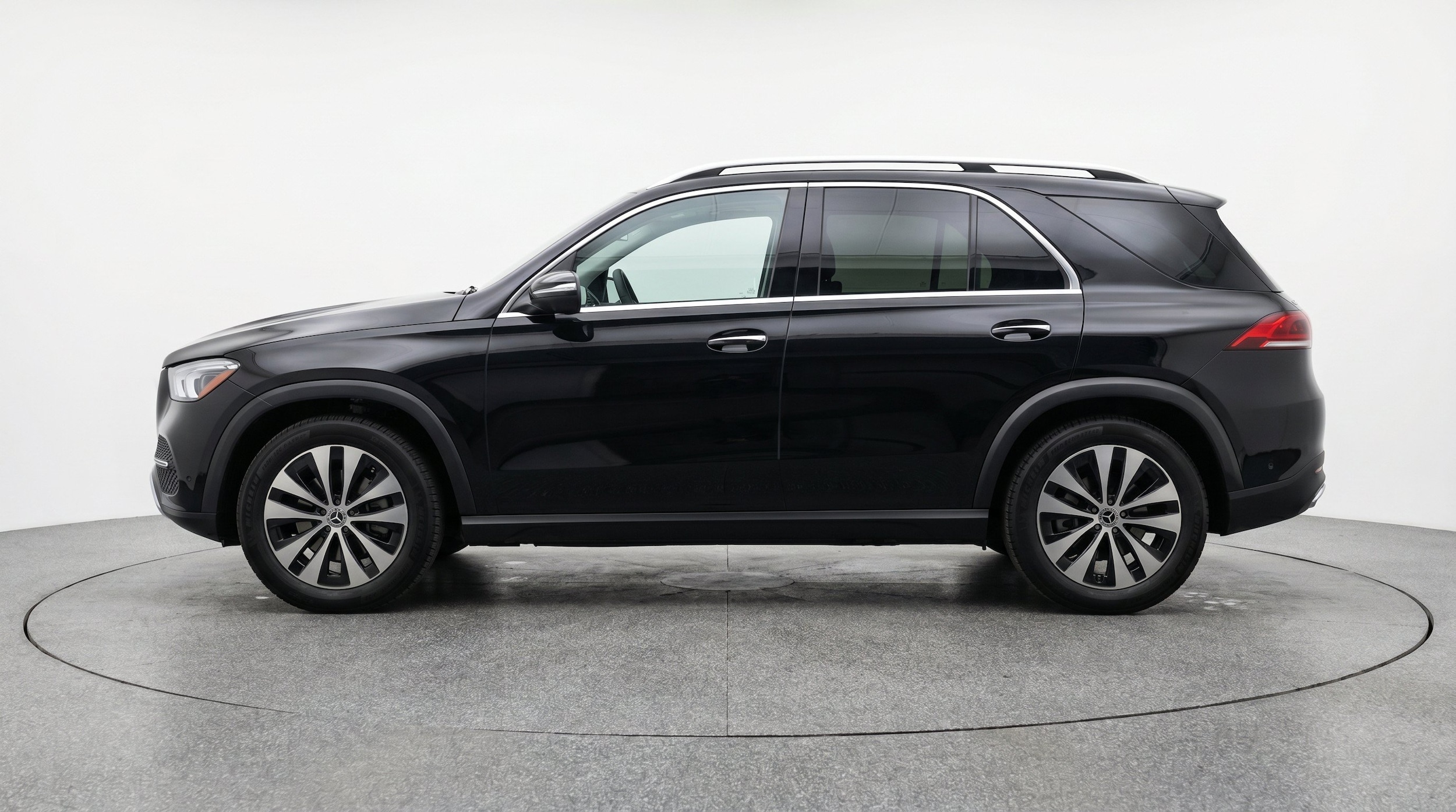 Thumbnail: 2026 Mercedes-Benz GLE - 5